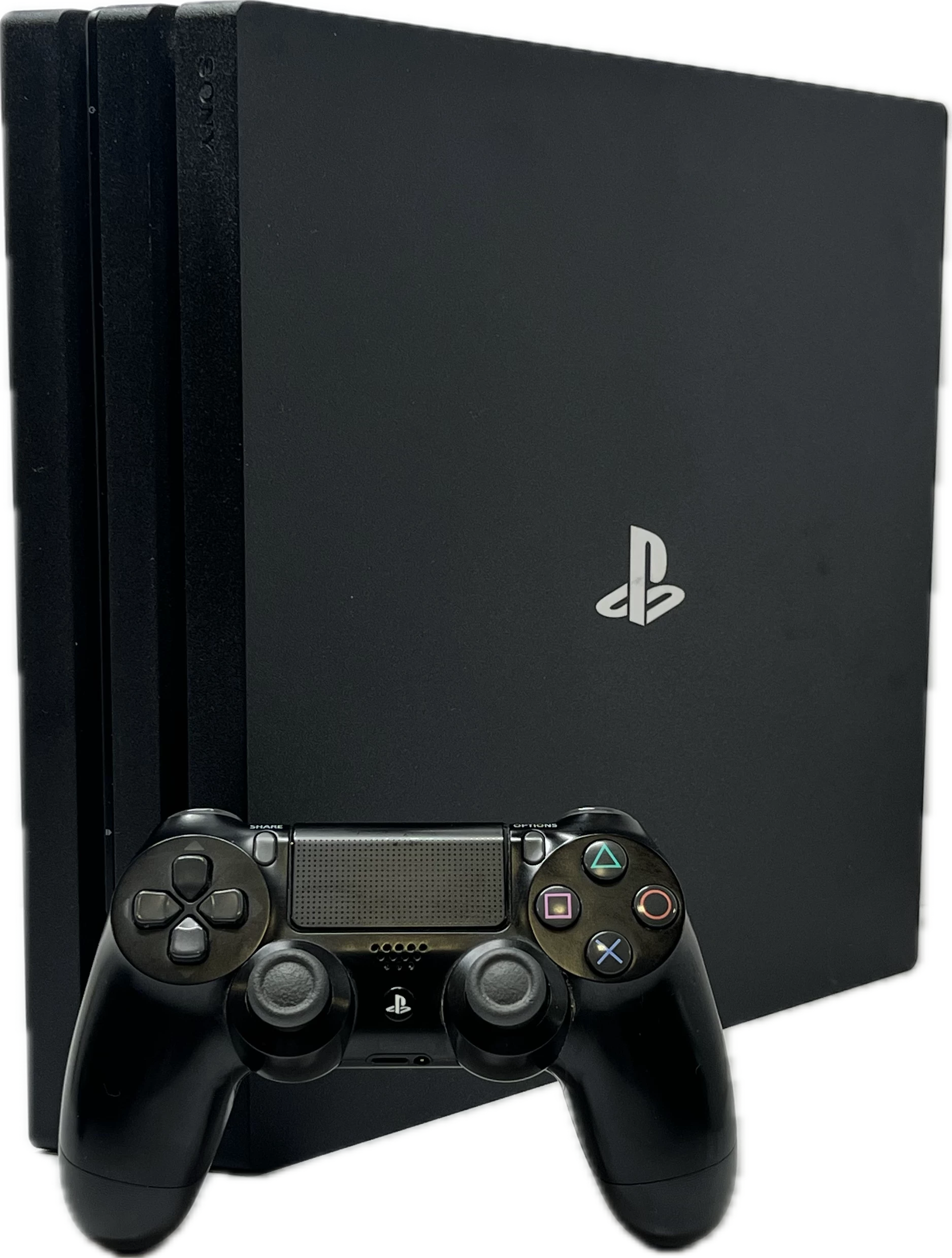 konsola-sony-ps4-pro-1tb-cuh-7216b-pad-gta-v-okablowanie-liczba-kontrolerow-w-zestawie-205994-225550