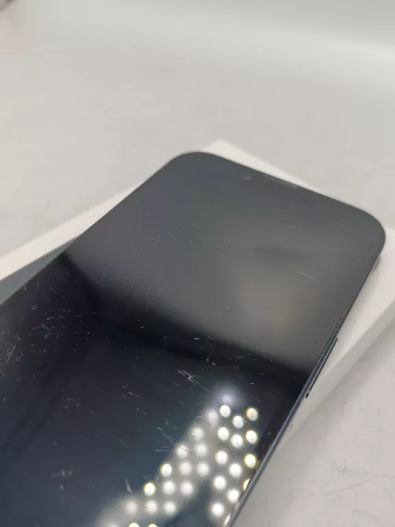 telefon-apple-iphone-13-128gb-kondycja-88-przekatna-ekranu-610