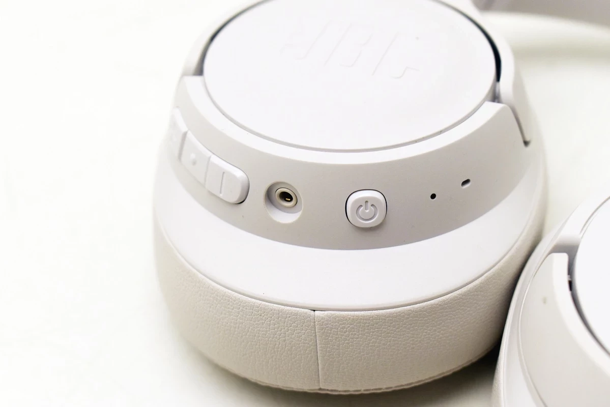 sluchawki-jbl-tune-720bt-kolor-dominujacy-129357-3