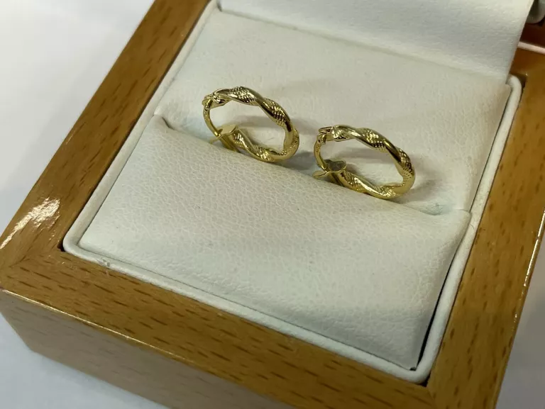 zlote-kolczyki-male-kola-585-067g-stan-11323-2