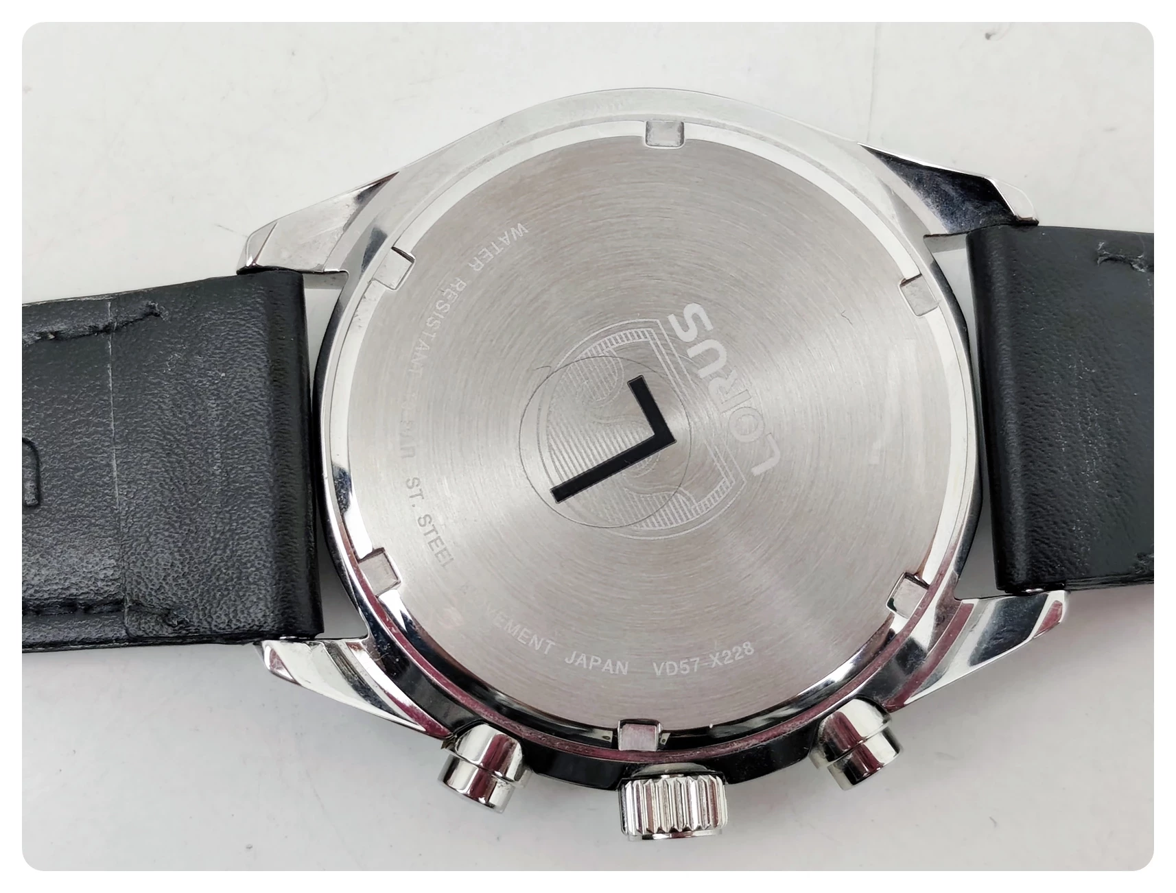 zegarek-meski-lorus-rm301kx9-material-paska-129219-6