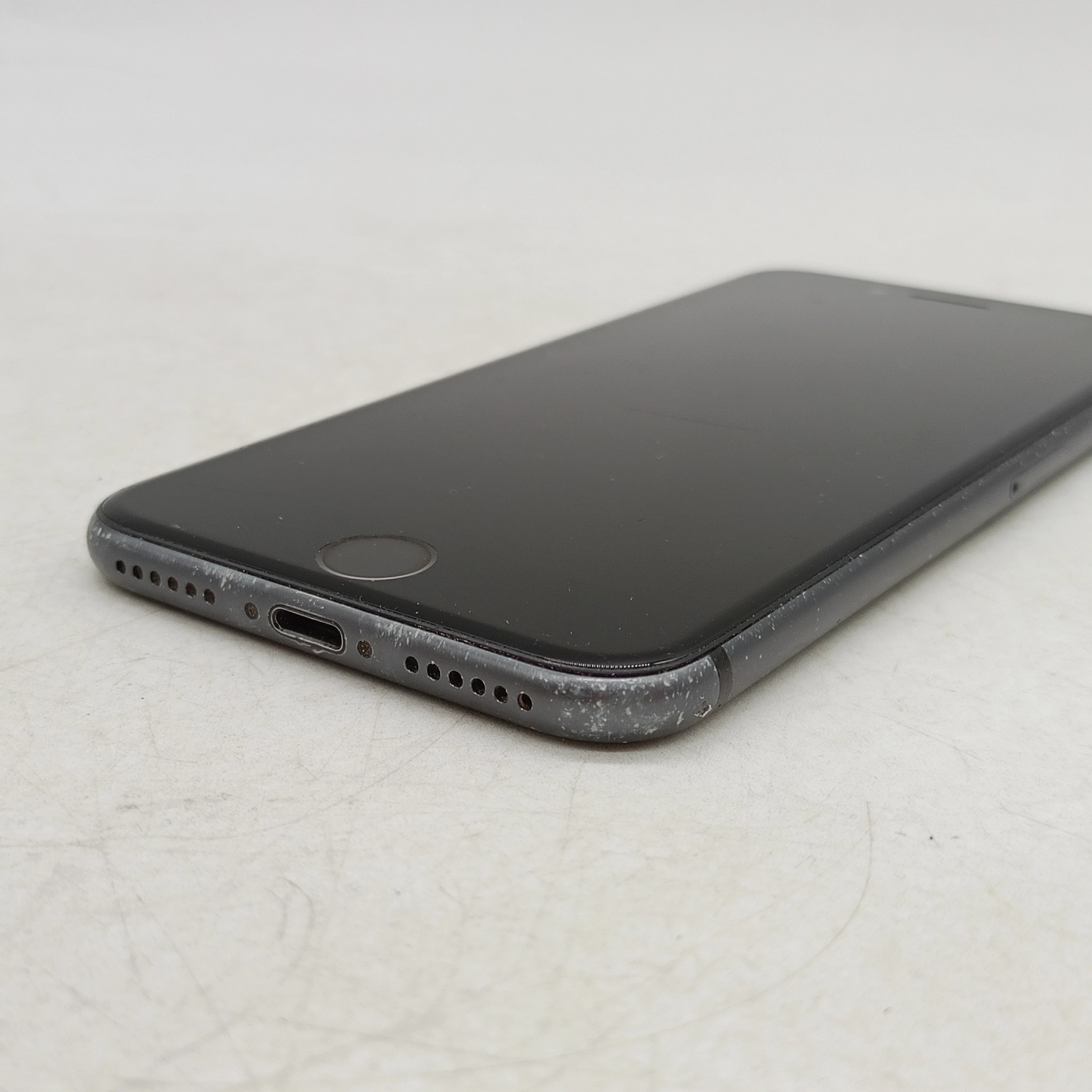 telefon-apple-iphone-8-64gb-85bat-ean-gtin-0190198451958