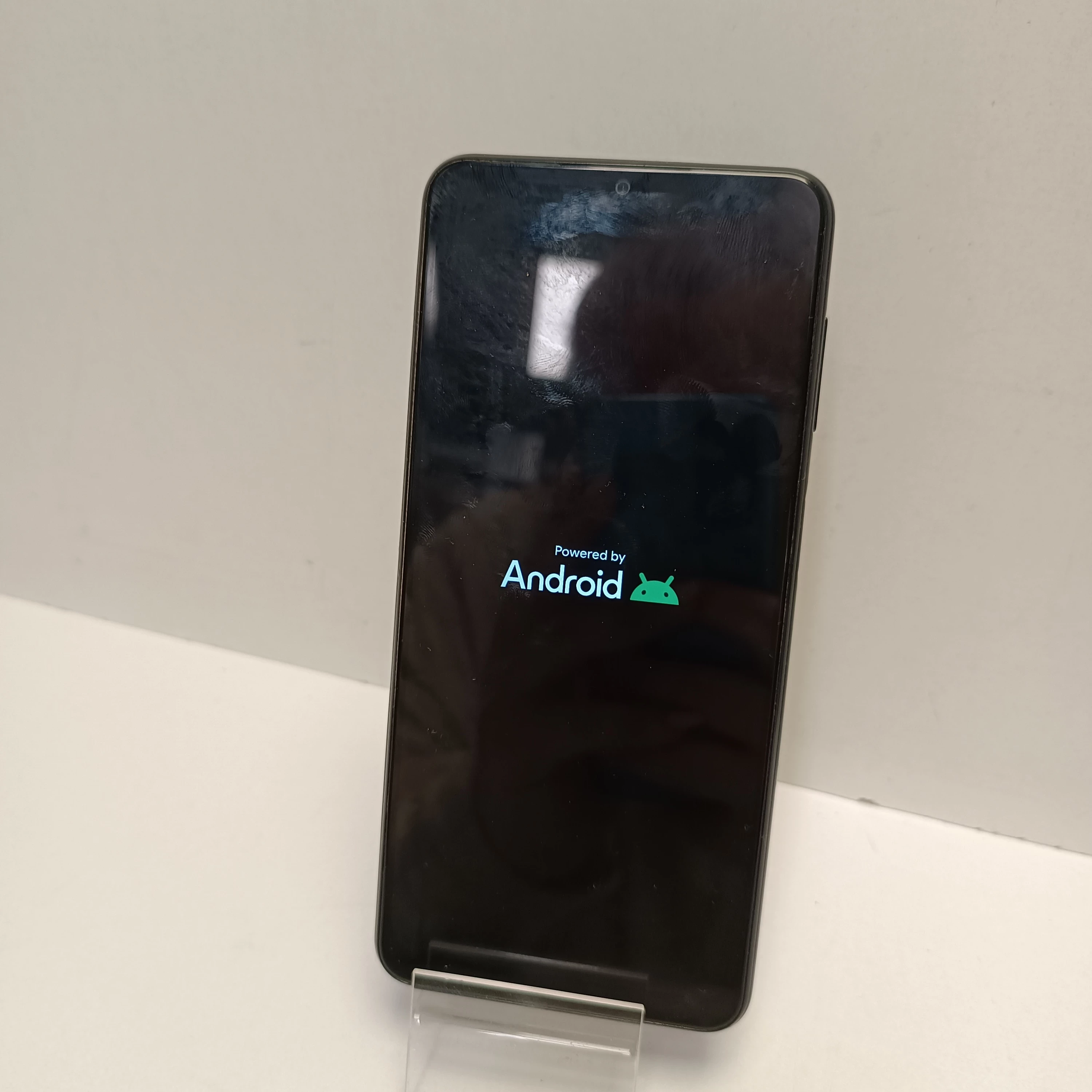 telefon-samsung-galaxy-a04s-ean-gtin-8806094581843