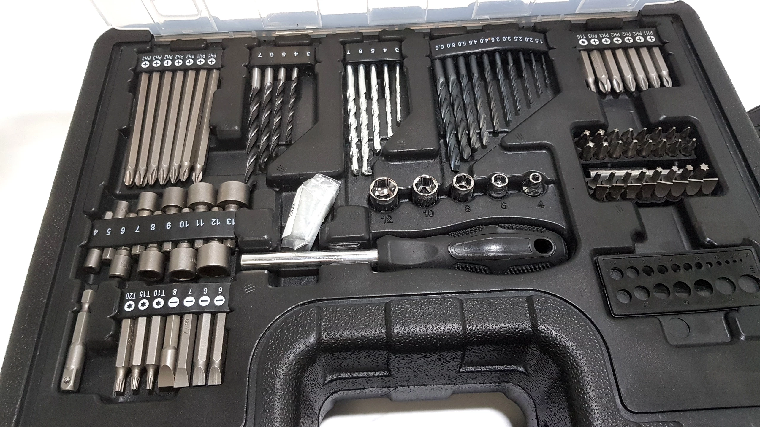 wiertarko-wkretarka-stanley-fatmax-sfmcd700-18v-akumulator-20ah-stan-bdb-kod-producenta-sfmcd700d2a-qw