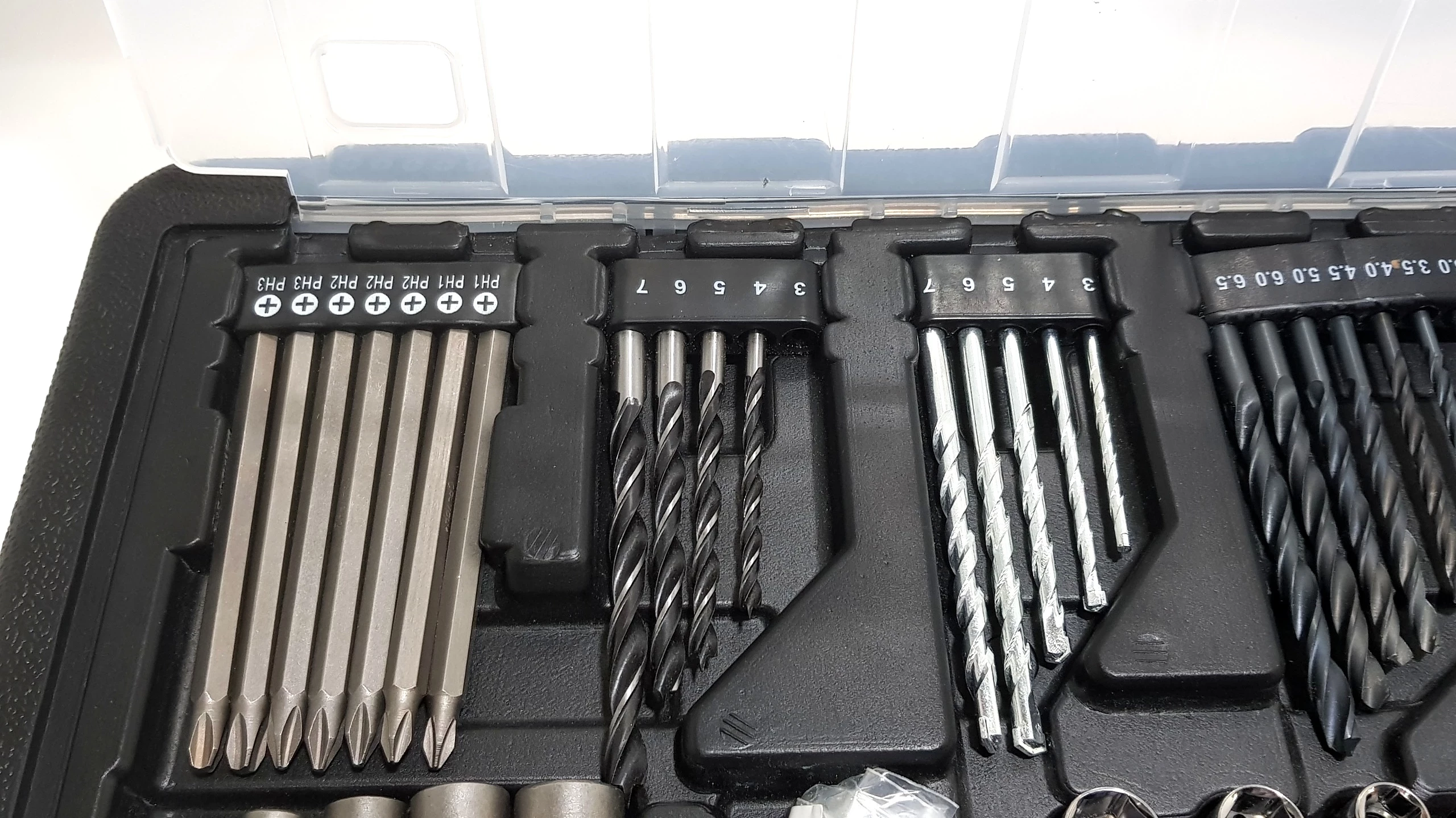 wiertarko-wkretarka-stanley-fatmax-sfmcd700-18v-akumulator-20ah-stan-bdb-zasilanie-209202-1769478