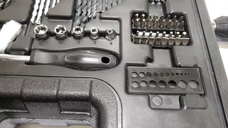 wiertarko-wkretarka-stanley-fatmax-sfmcd700-18v-akumulator-20ah-stan-bdb-typ-akumulatora-129634-2