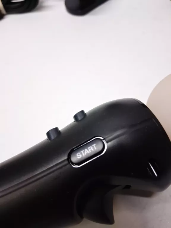 zestaw-dwoch-kontrolerow-sony-playstation-move-cech-zcm1e-z-kamera-producent-248914-1705040