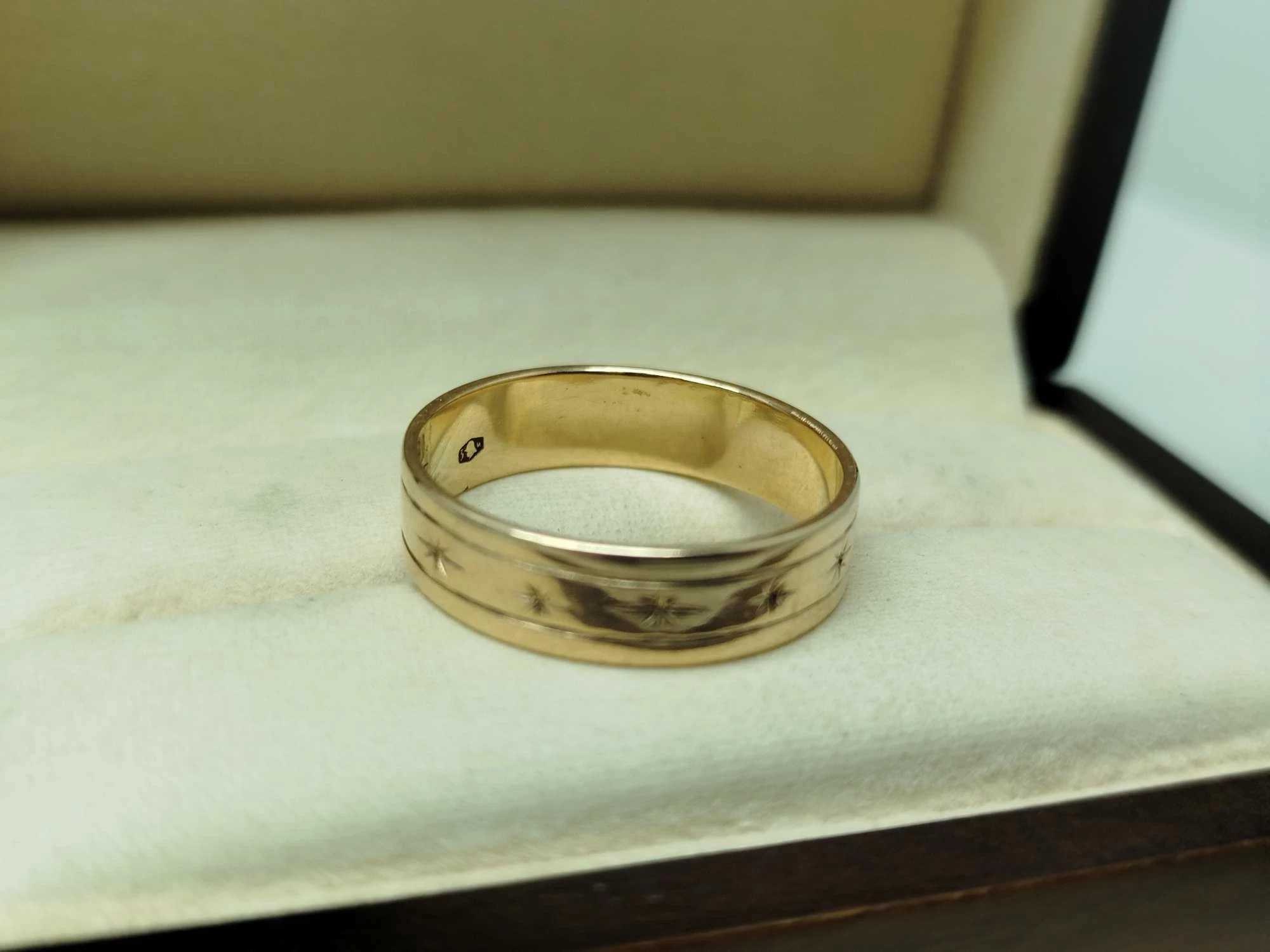 zlota-obraczka-585481-r24-z-gwiazdkami-stan-11323-2