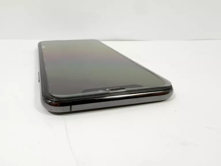 telefon-apple-iphone-11-pro-max-64gb-kondycja-82-okazja-przekatna-ekranu-650
