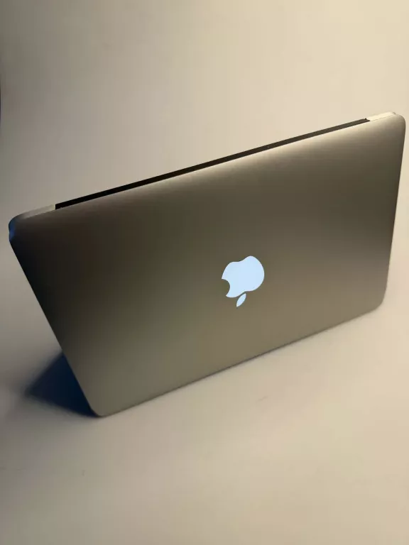 laptop-macbook-air-a1370-kod-producenta-lp-ap-macbook-air-a1370-c2d