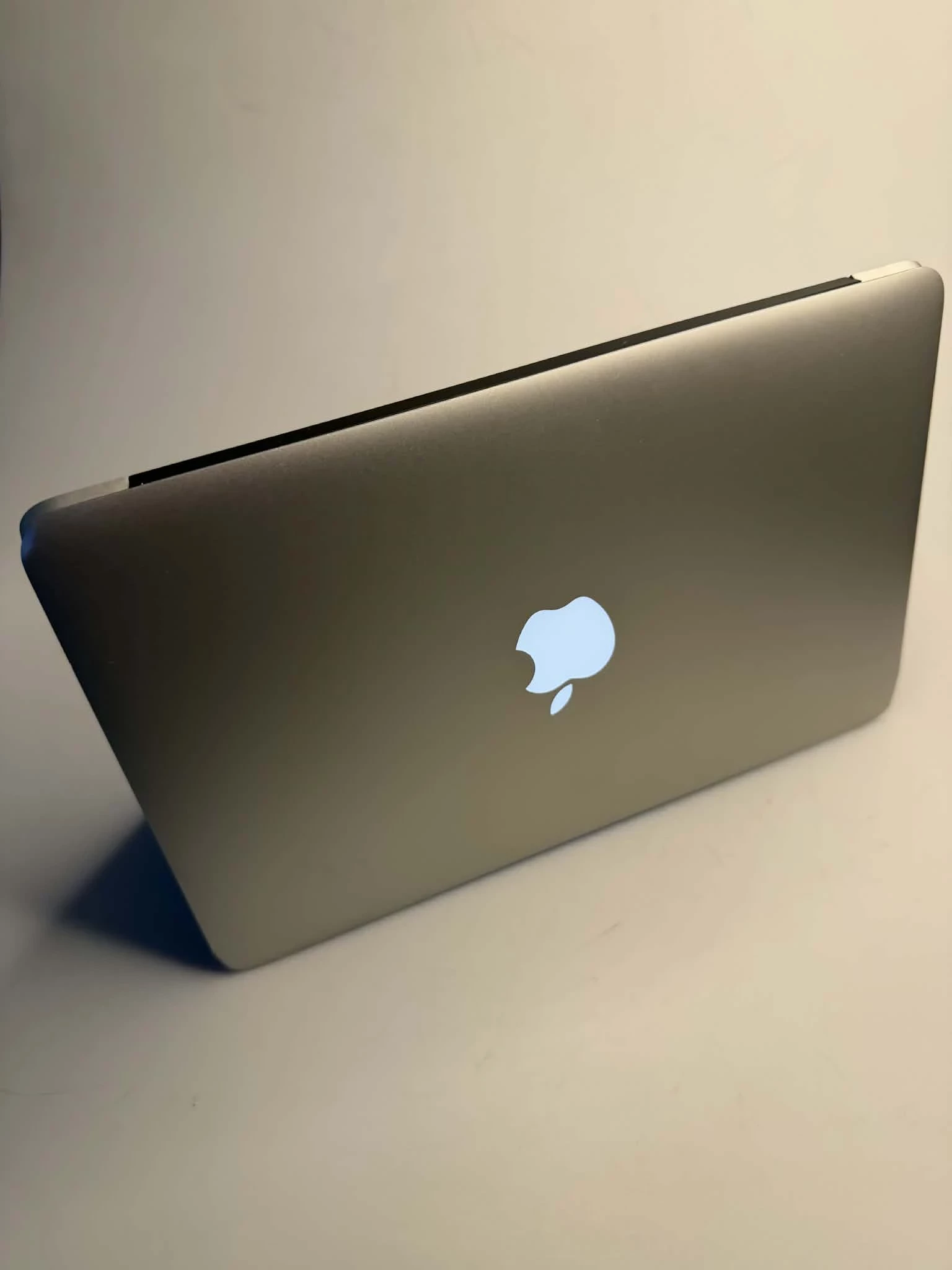 laptop-macbook-air-a1370-kod-producenta-lp-ap-macbook-air-a1370-c2d