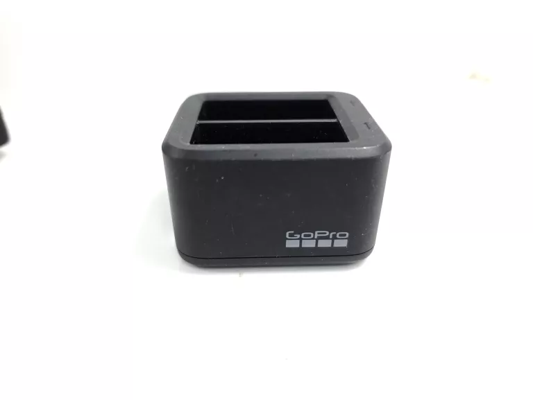 ladowarka-do-kamery-go-pro3-bterie-model-gp-bnc-901