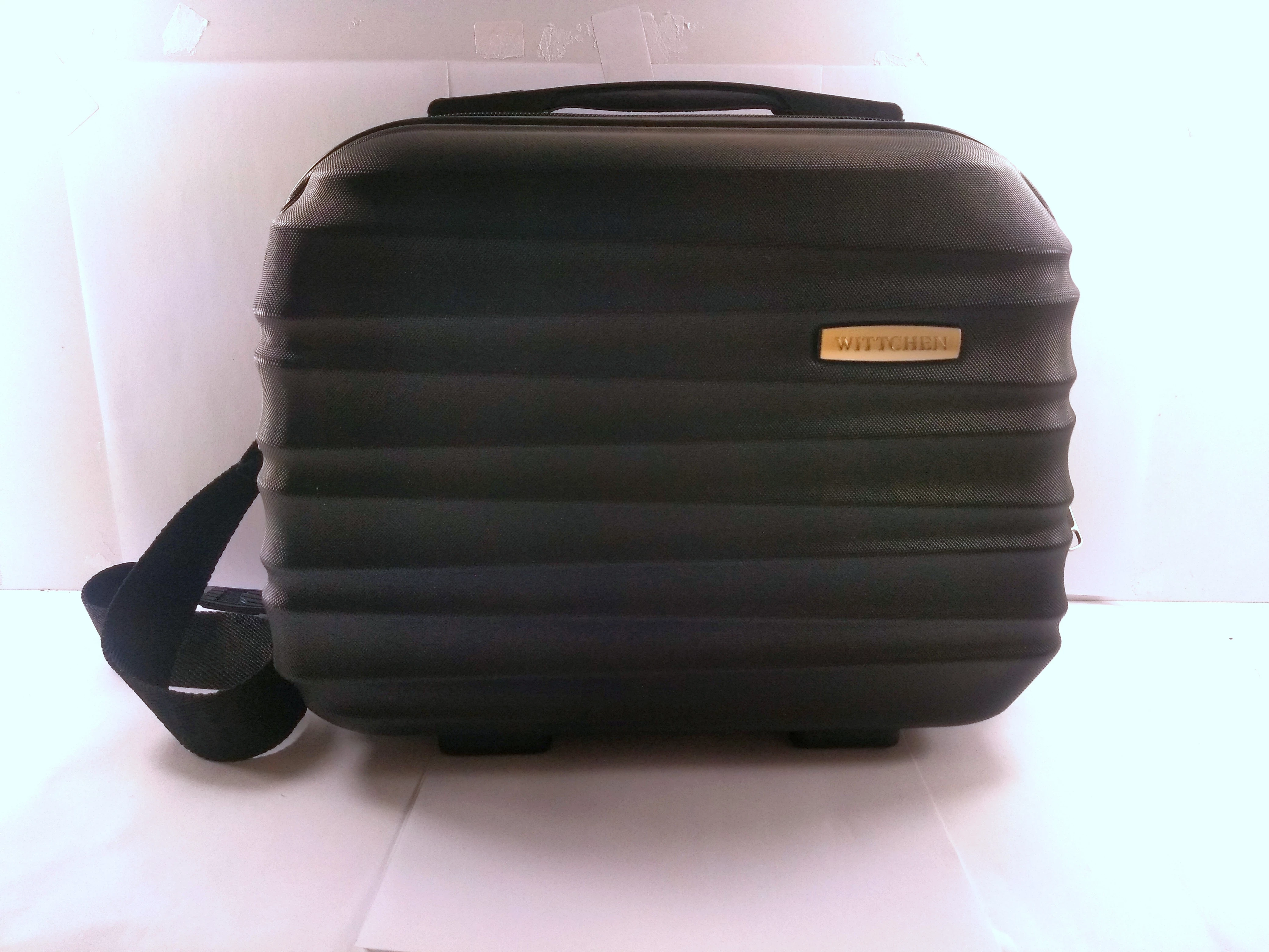 wittchen-walizka-kabinowa-rogera-slawskiego-19-wiechowicza-poznan-x