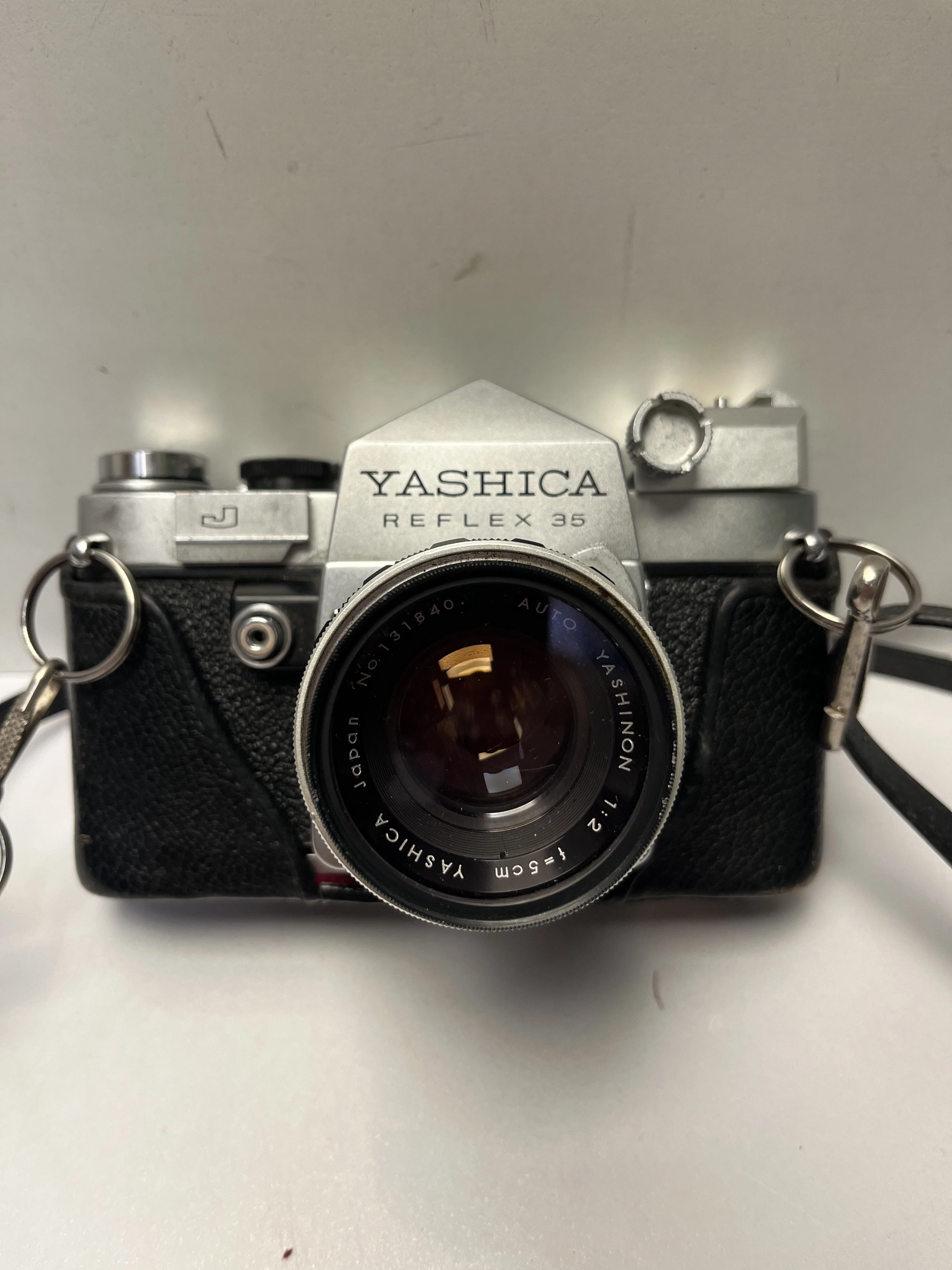 aparat-analogowy-yashica-reflex-35-osiedle-teatralne-3u15-krakow