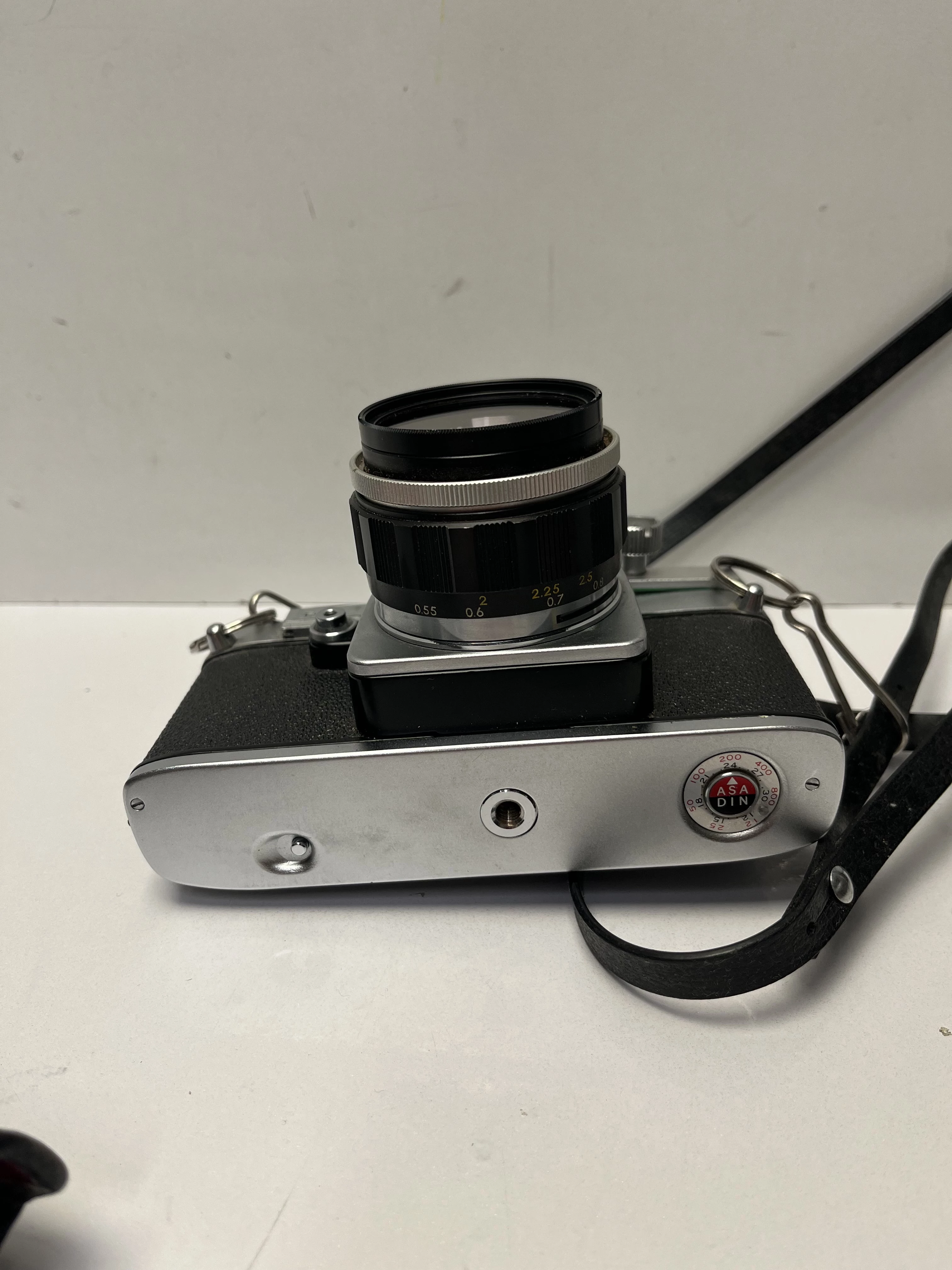 aparat-analogowy-yashica-reflex-35-marka-248811-1955460