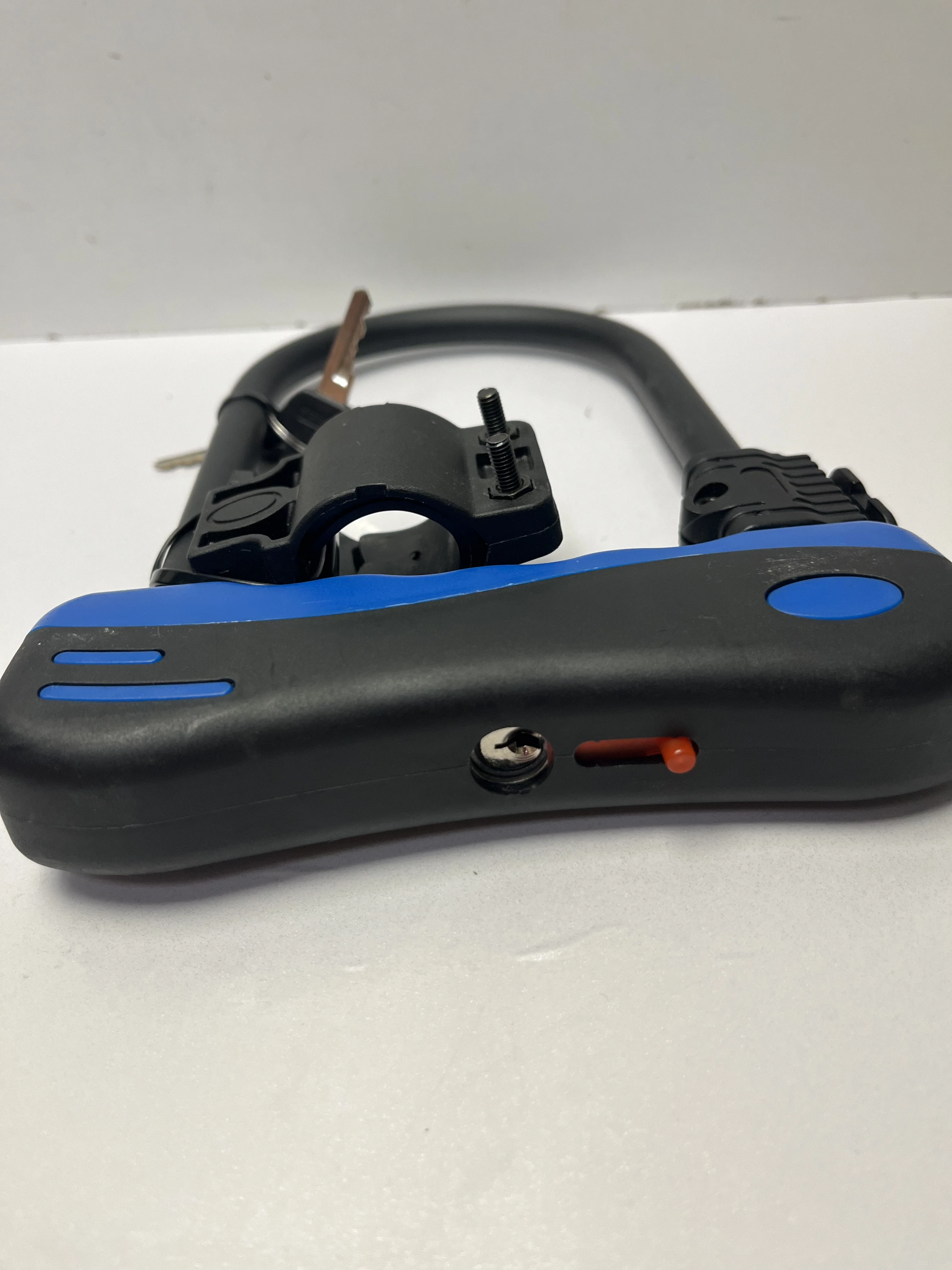 mocne-zapiecie-ulock-ultra-strong-gerda-do-hulajnogi-elektrycznej-roweru-kod-producenta-zapiecie-ulock-ultra-strong