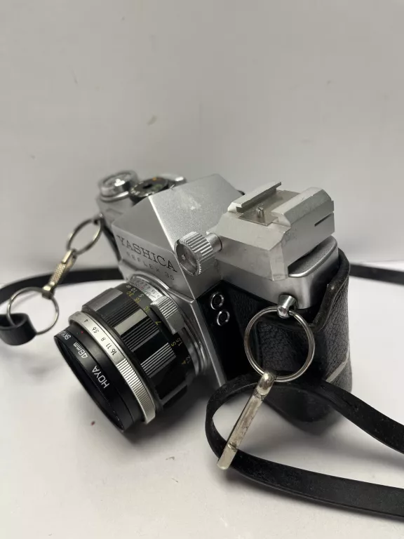 aparat-analogowy-yashica-reflex-35-zawiera-baterie-250685-2006717