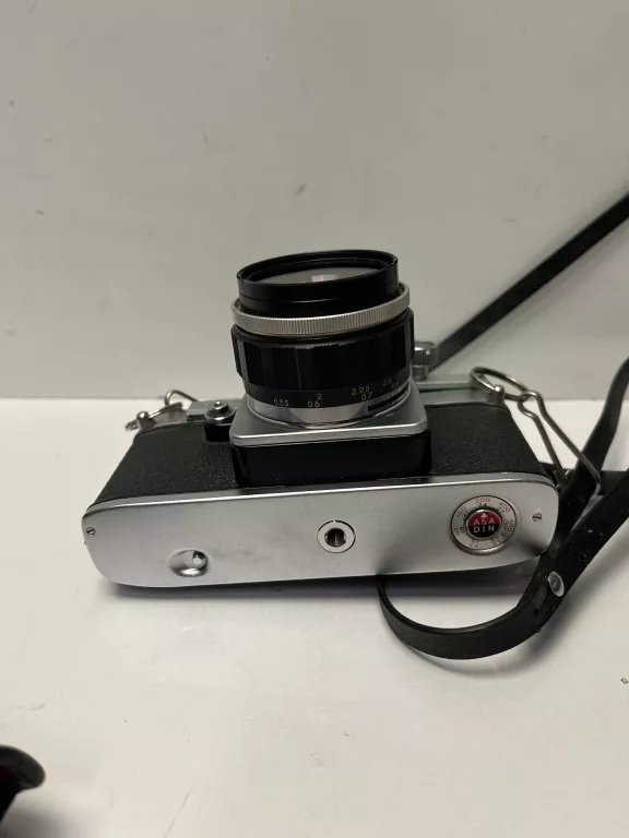 aparat-analogowy-yashica-reflex-35-marka-248811-1955460