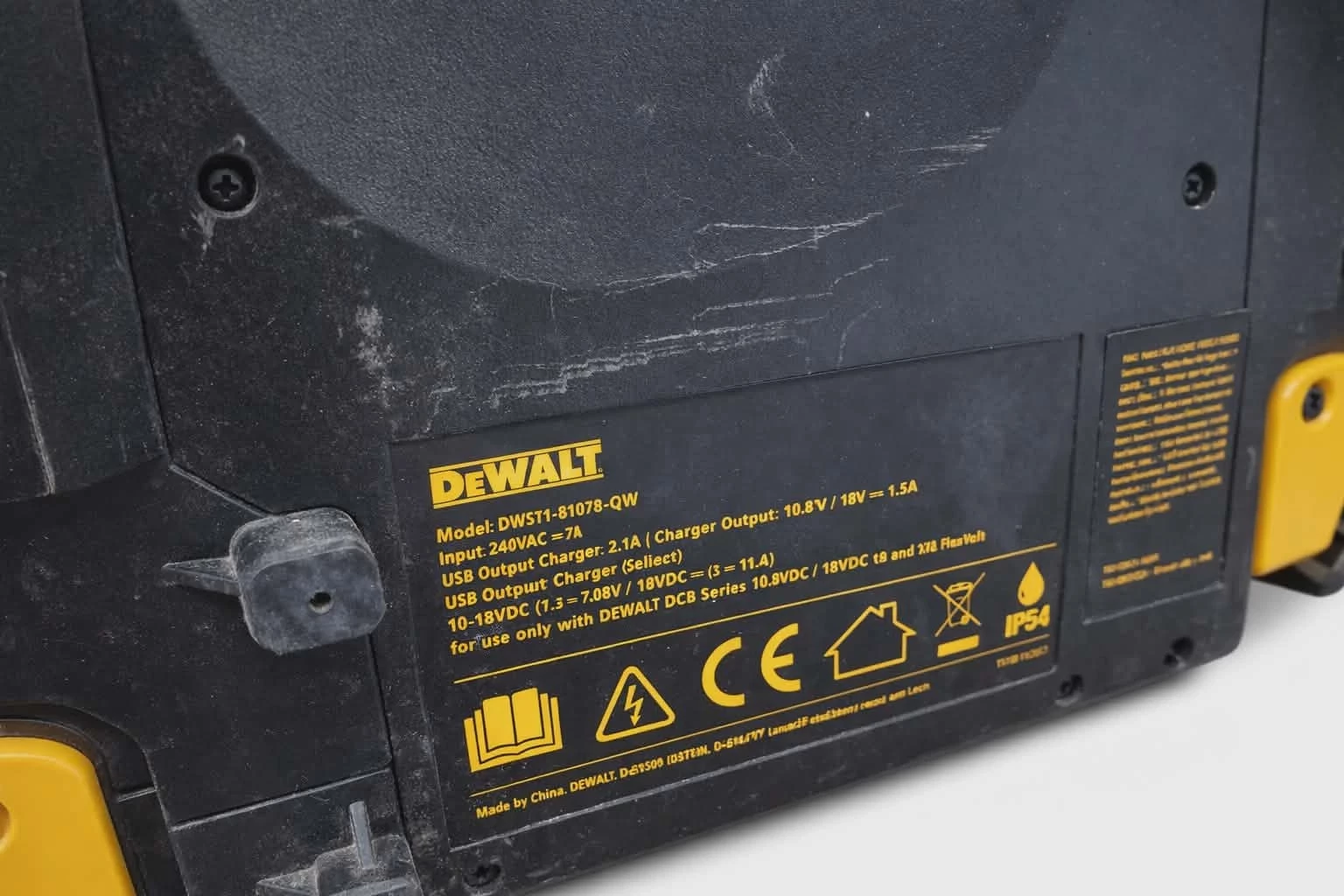 radio-budowlane-dewalt-xr-pudelko-brak-baterii-ean-gtin-5905523093506