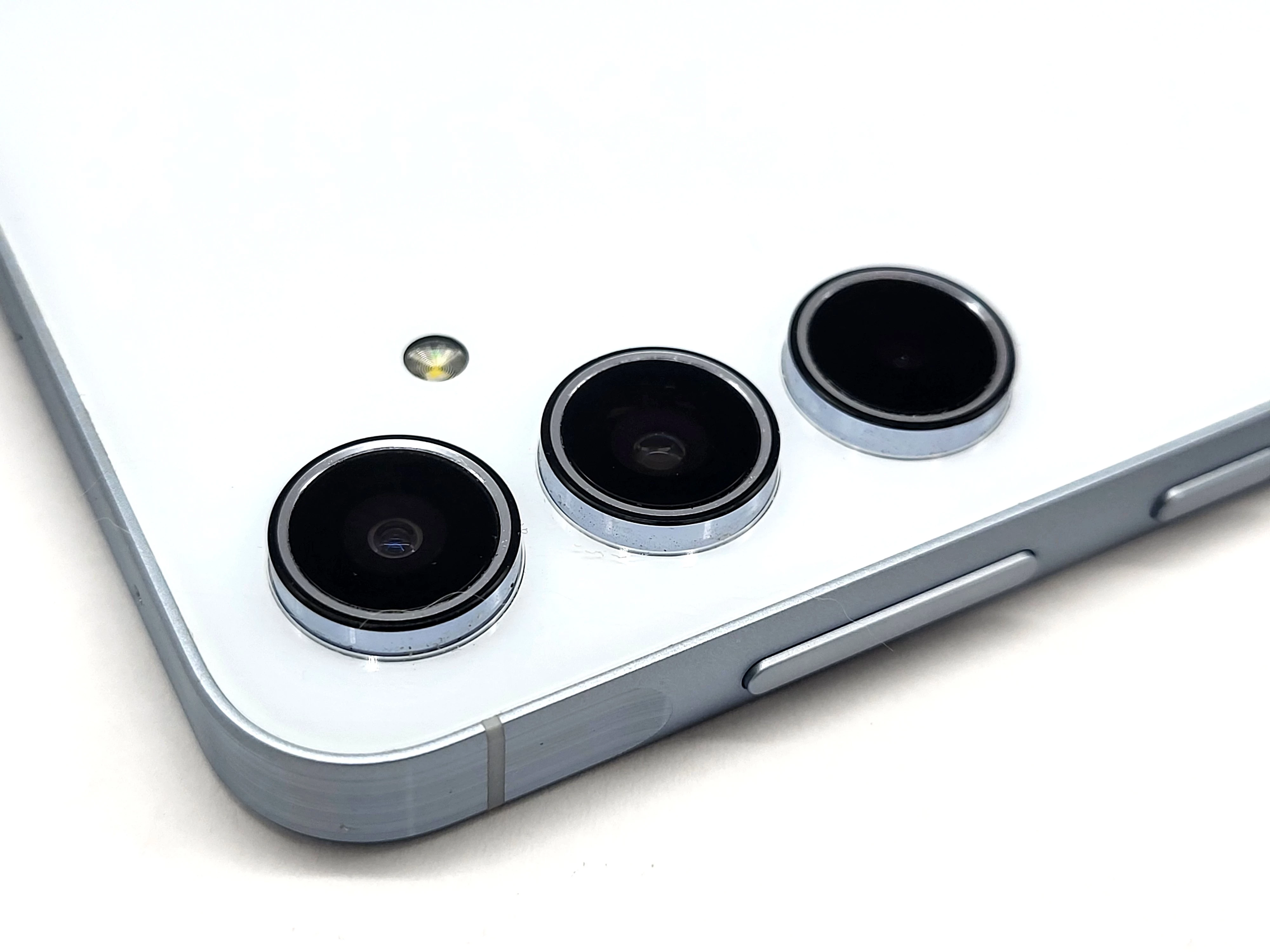 telefon-samsung-a55-5g-8gb128gb-pamiec-ram-202865-214113