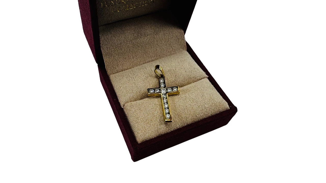 zloty-wisiorek-krzyzyk-cyrkonie-proba-333-171g-rodzaj-2205-2
