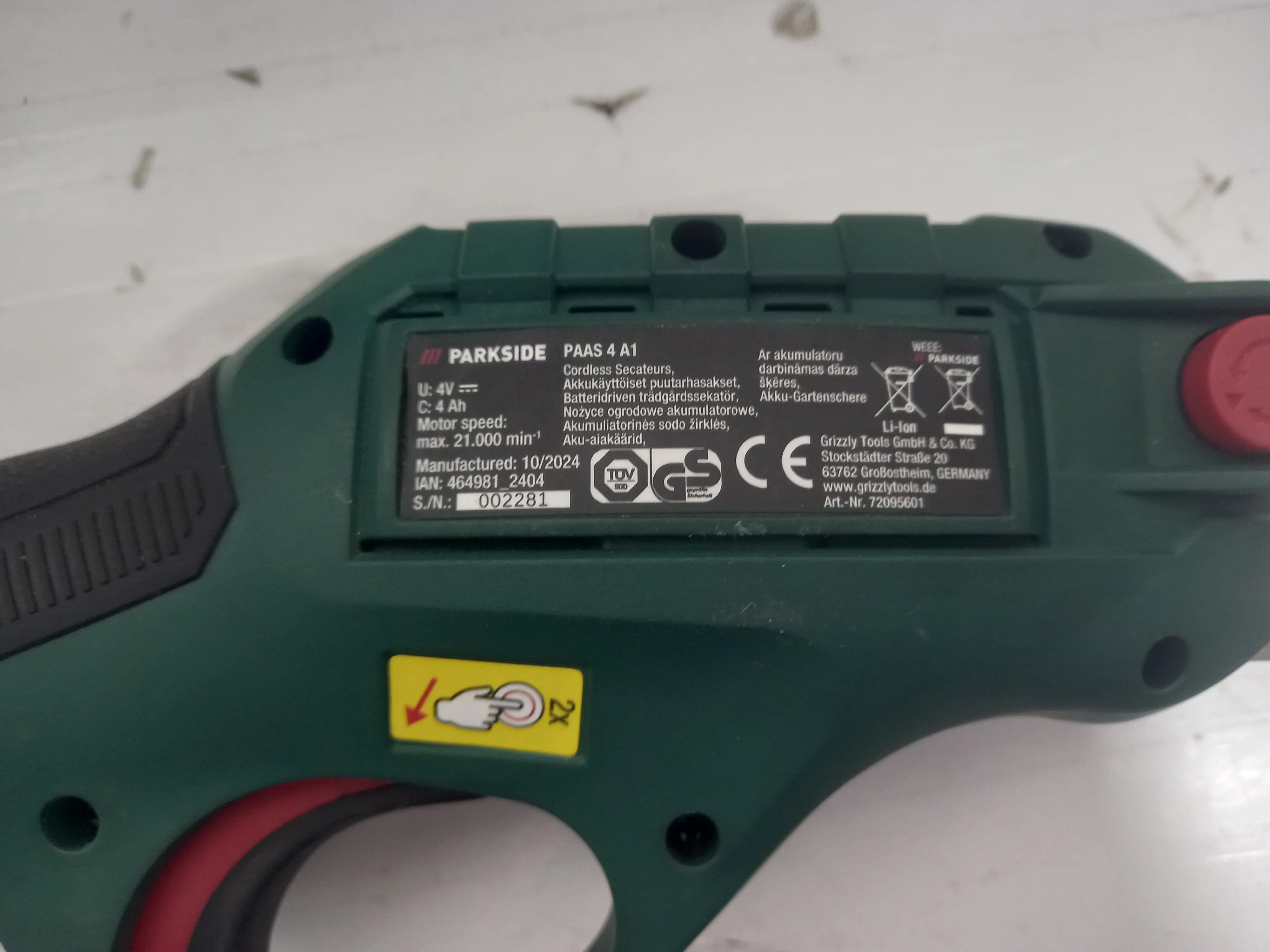 akumulatorowe-nozyce-ogrodowe-sekator-4-v-parkside-paas-4-a1-stan-11323-2