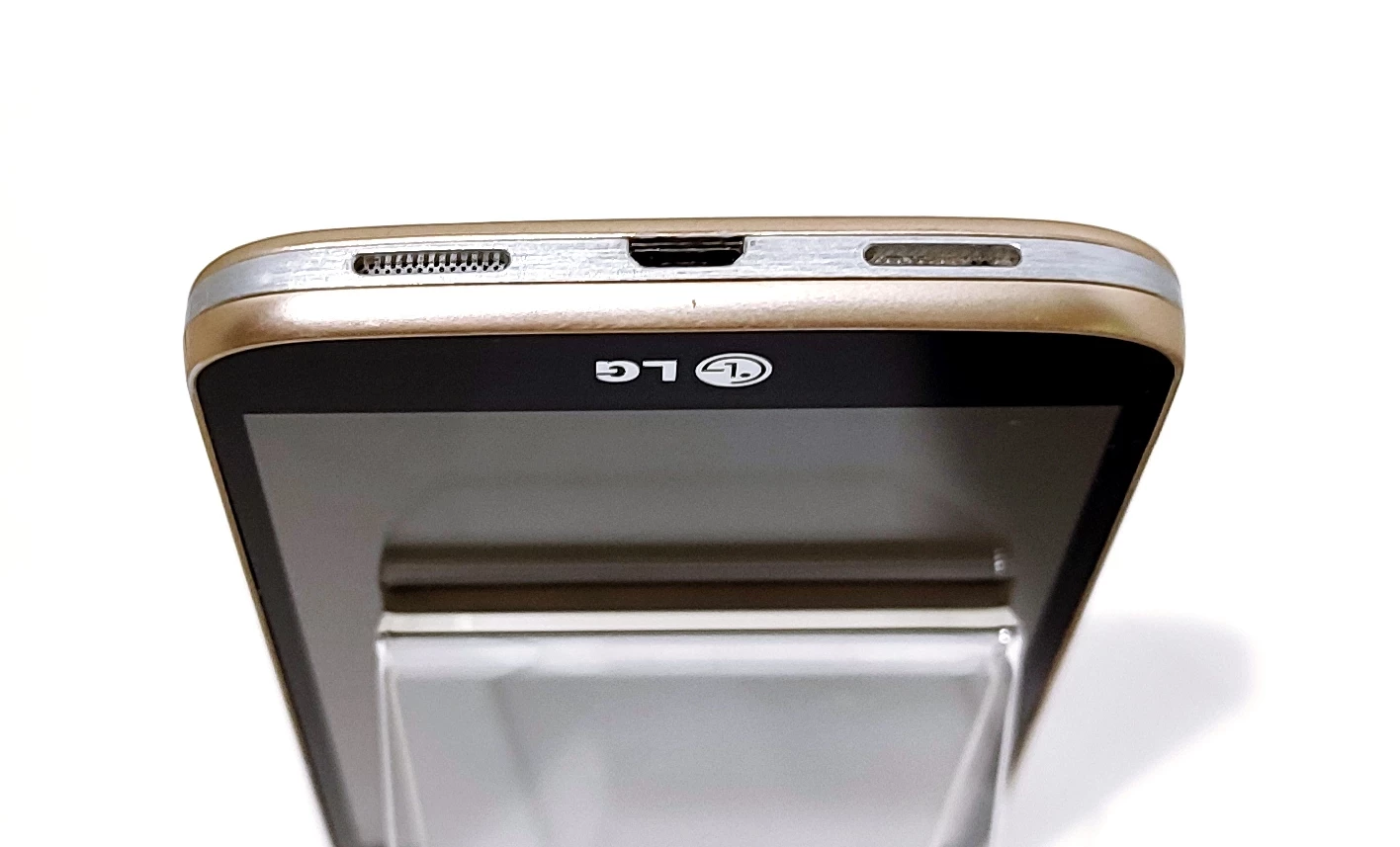 telefon-lg-g2-mini-18-gb-zloty-wbudowana-pamiec-202869-214205