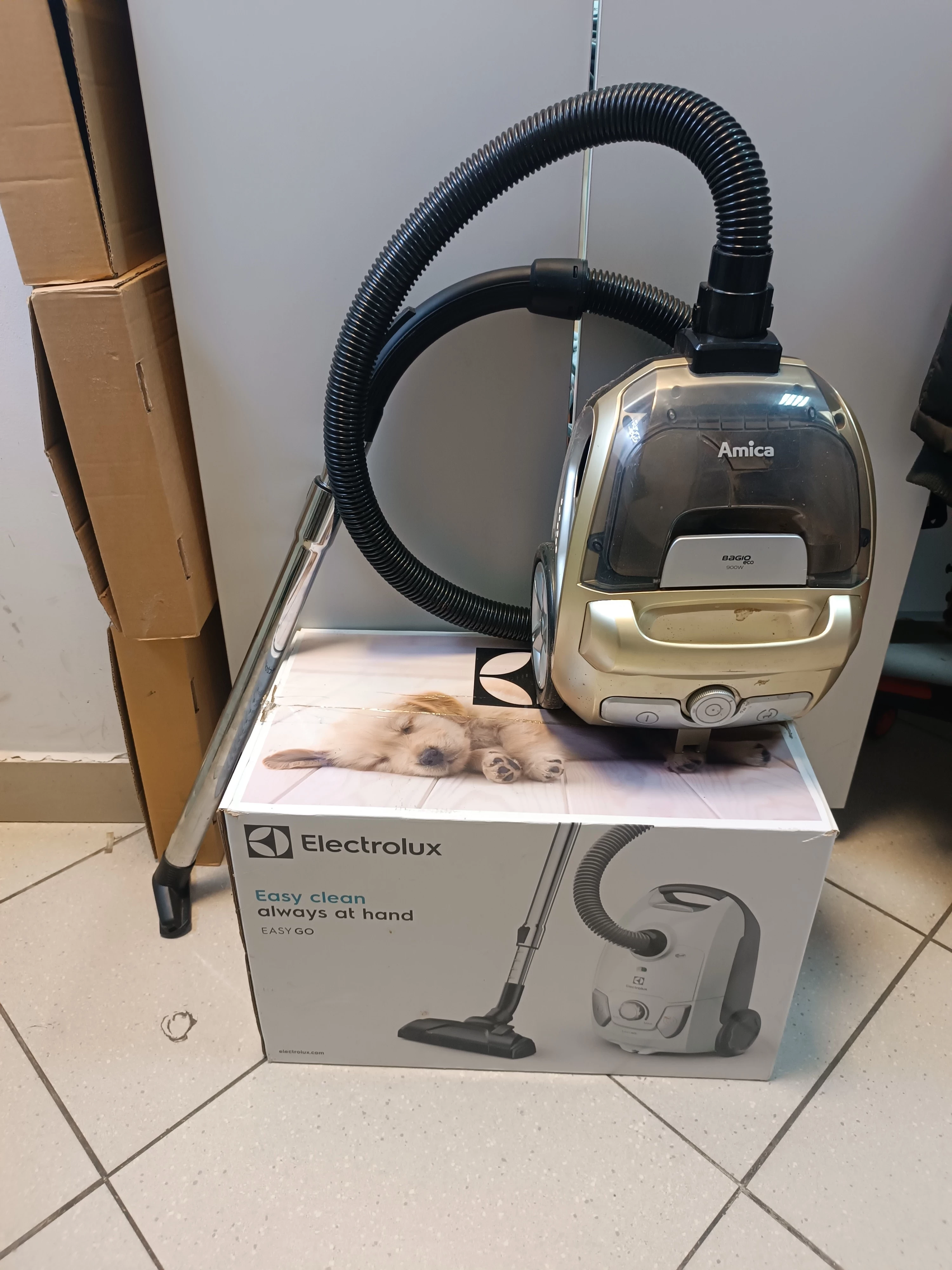 odkurzacz-bezworkowy-amica-bagio-eco-vm3045-w-pudelku-noniewicza-93-suwalki-baltic