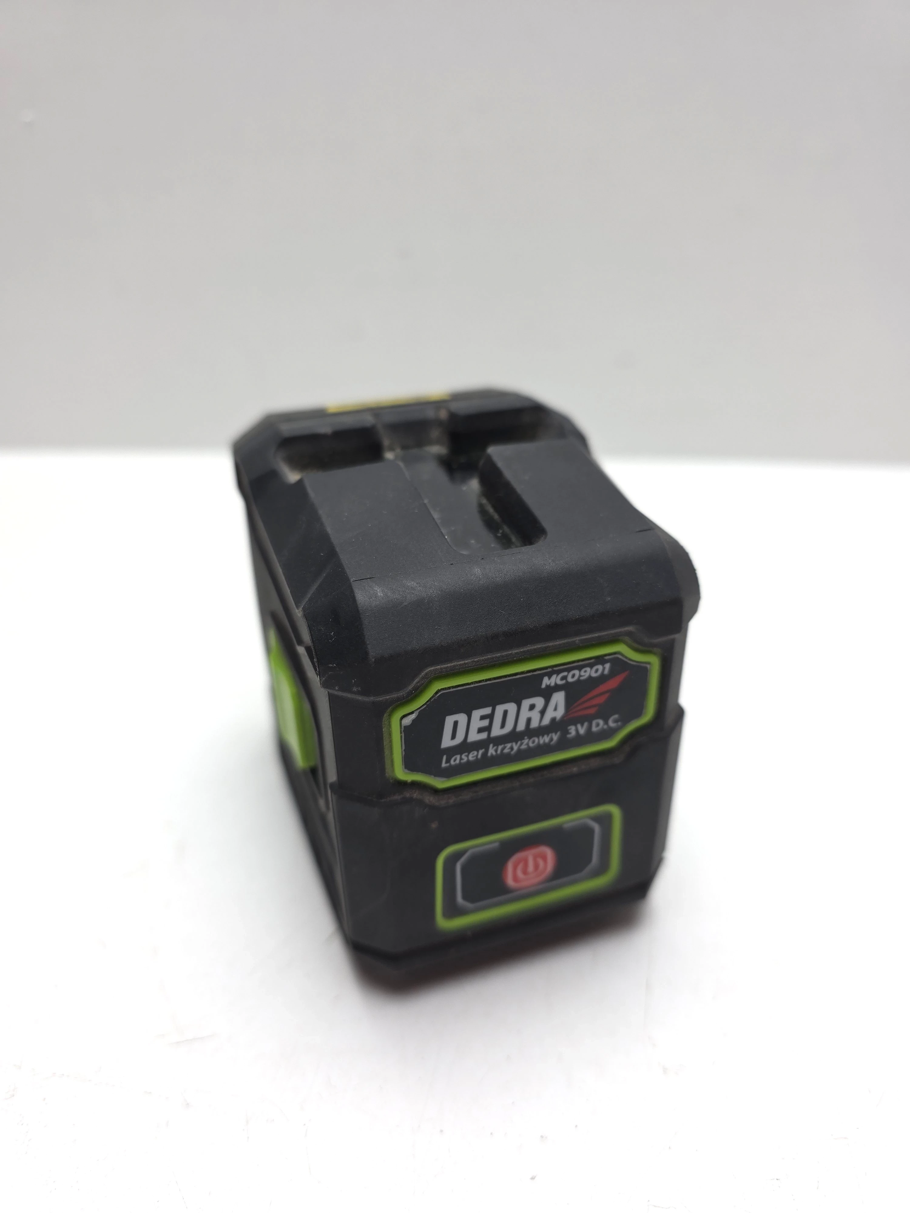 laser-krzyzowy-dedra-mc0901-niepodleglosci-393-gryfice