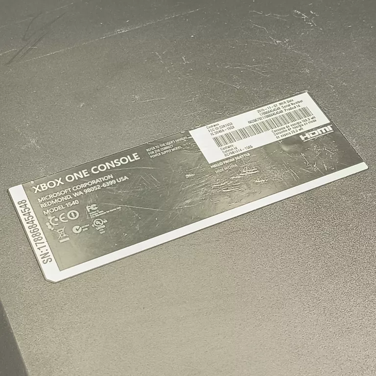 konsola-xbox-one-1540-matowa-1000gb-1tb-ladowarka-zadbana-stan-11323-2