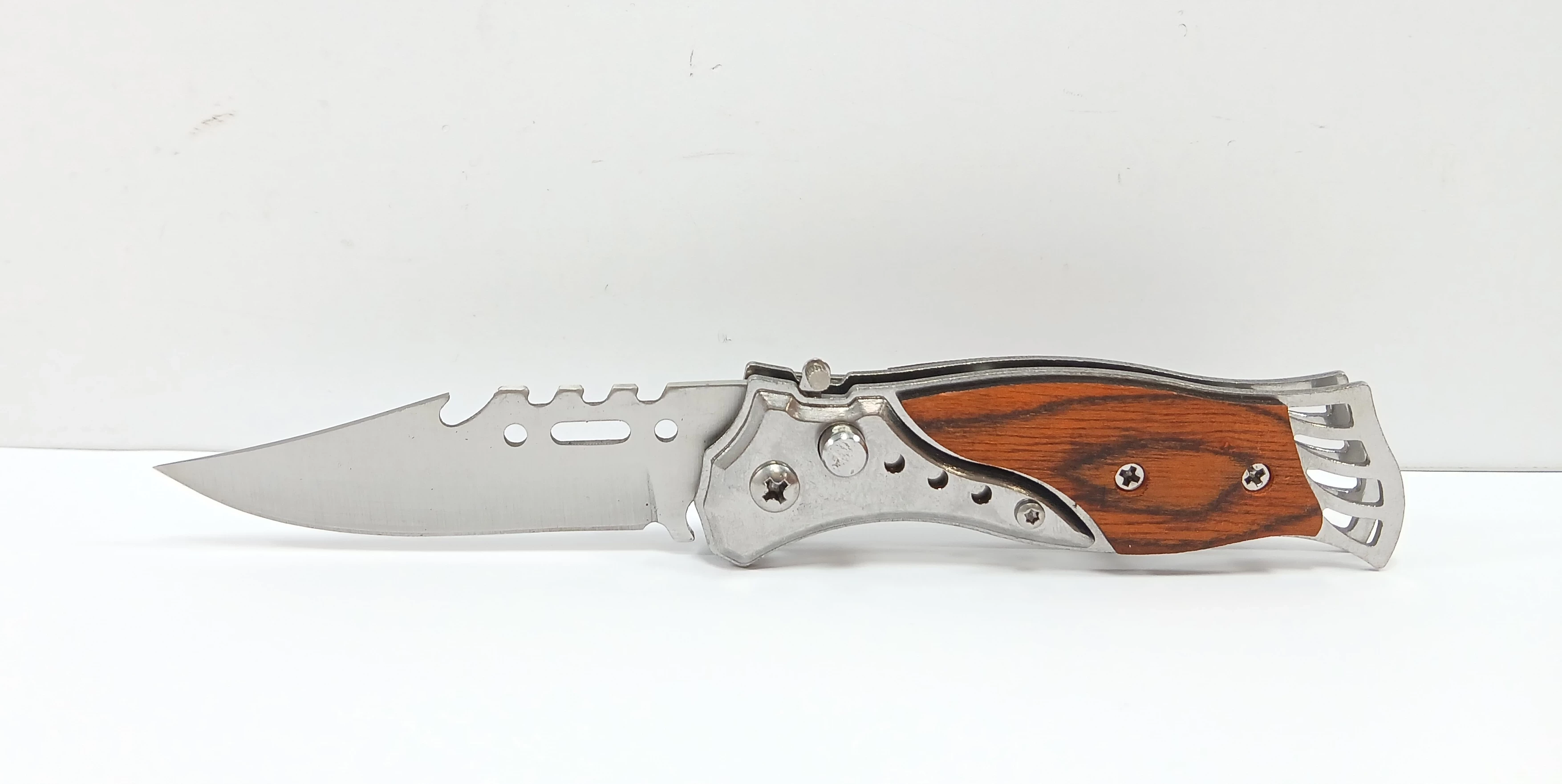 noz-sprezynowy-skladany-brazowy-28-czerwca-126-poznan-ska-x