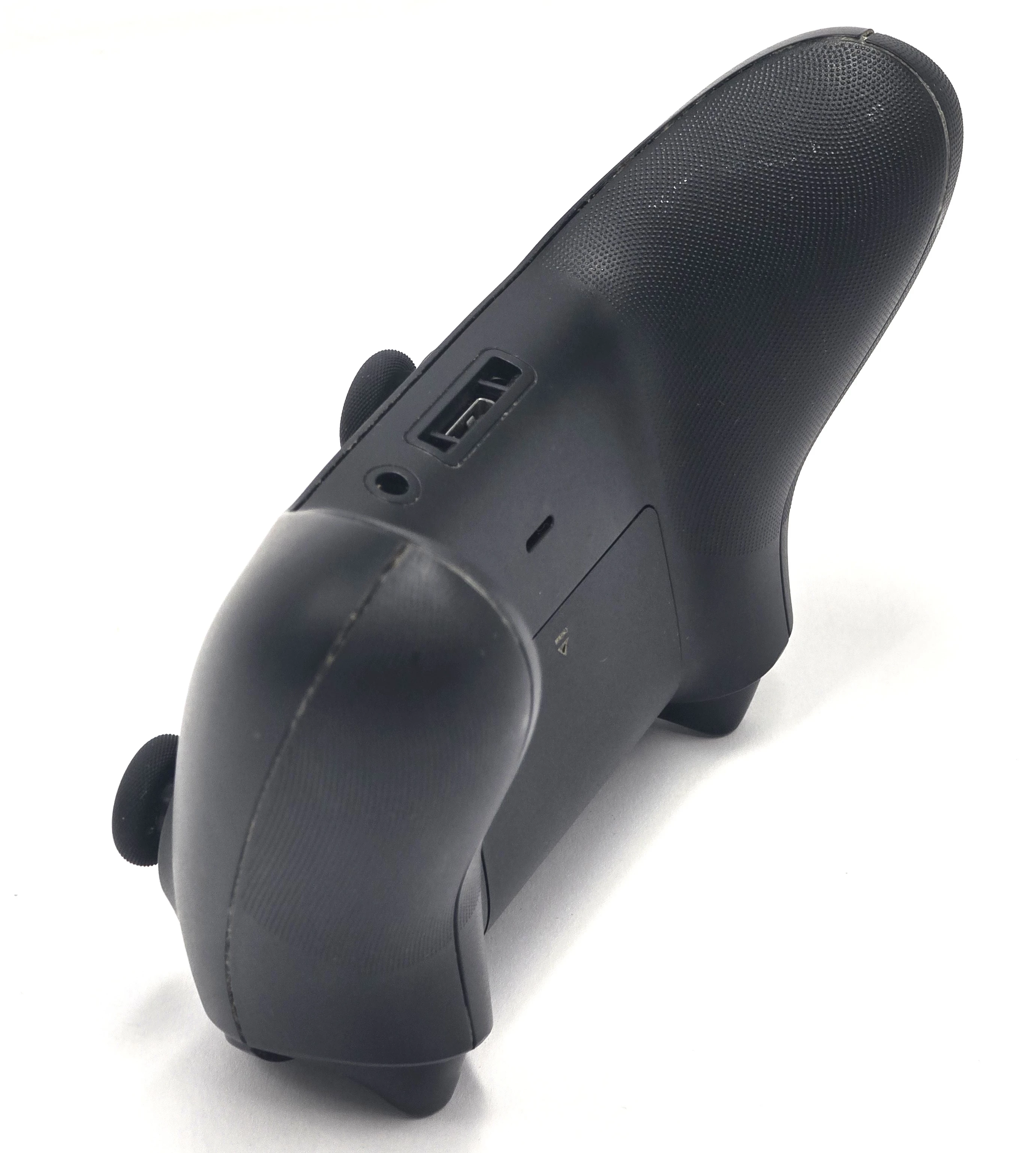 pad-do-xbox-model-1914-czarny-marka-248811-958954