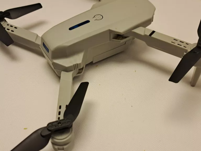 dron-e88-nova-marka-248811-1990831