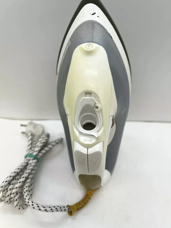 zelazko-zelmer-28z010-kolor-dominujacy-129357-2