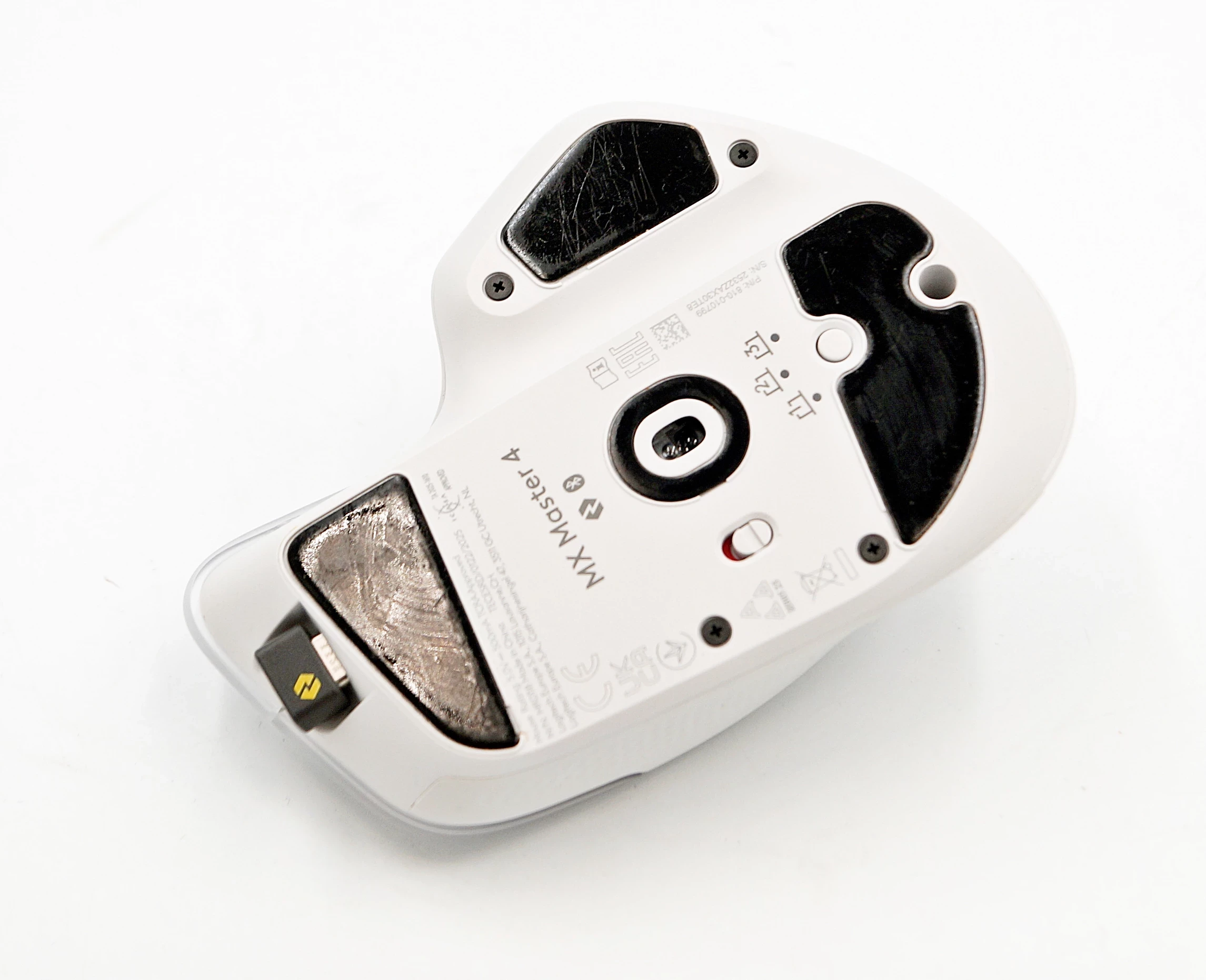 myszka-bezprzewodowa-logitech-mx-master-4-wireless-biala-interfejs-517-512