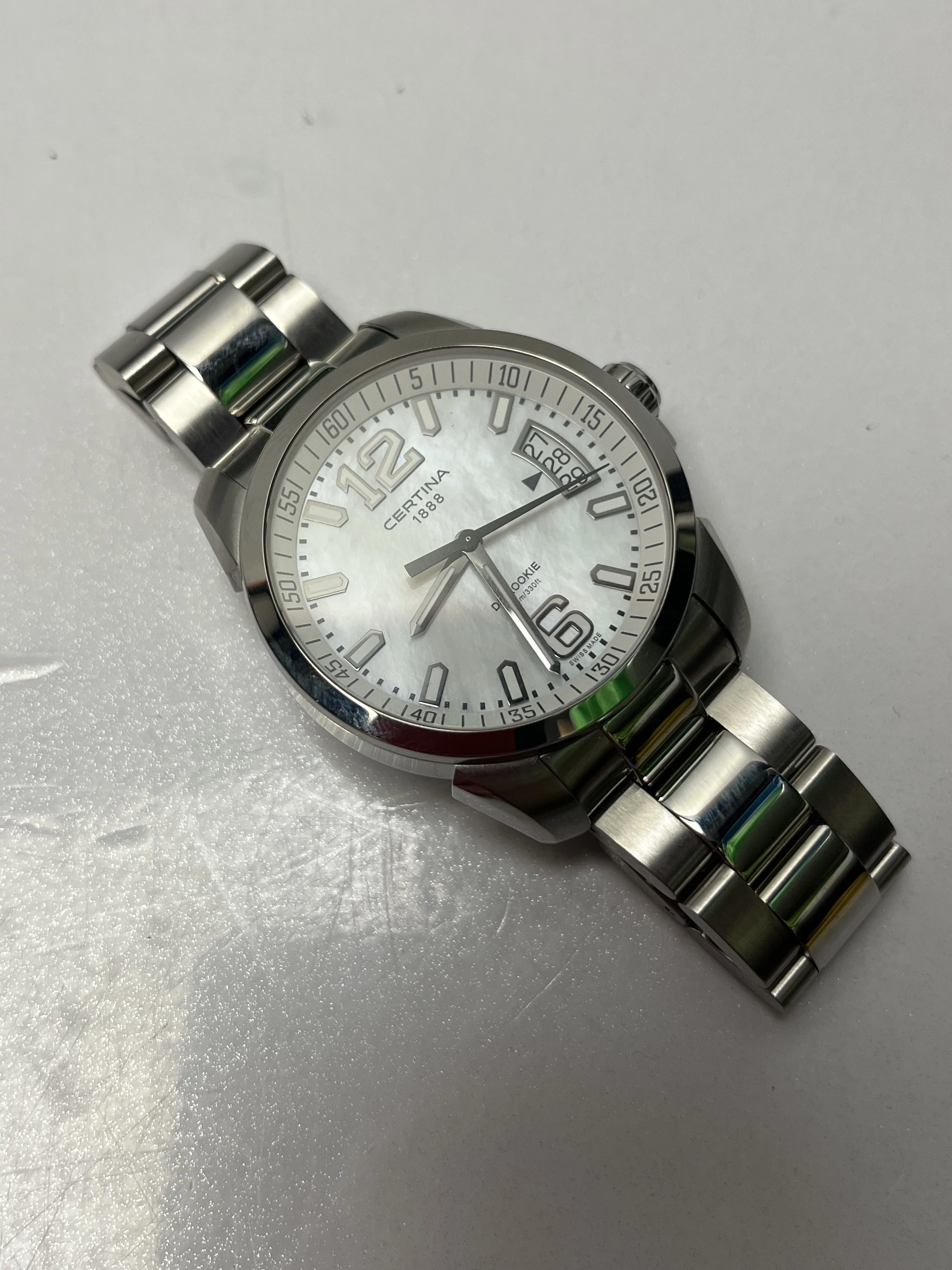 zegarek-certina-ds-rookie-c016410-mechanizm-18738-1