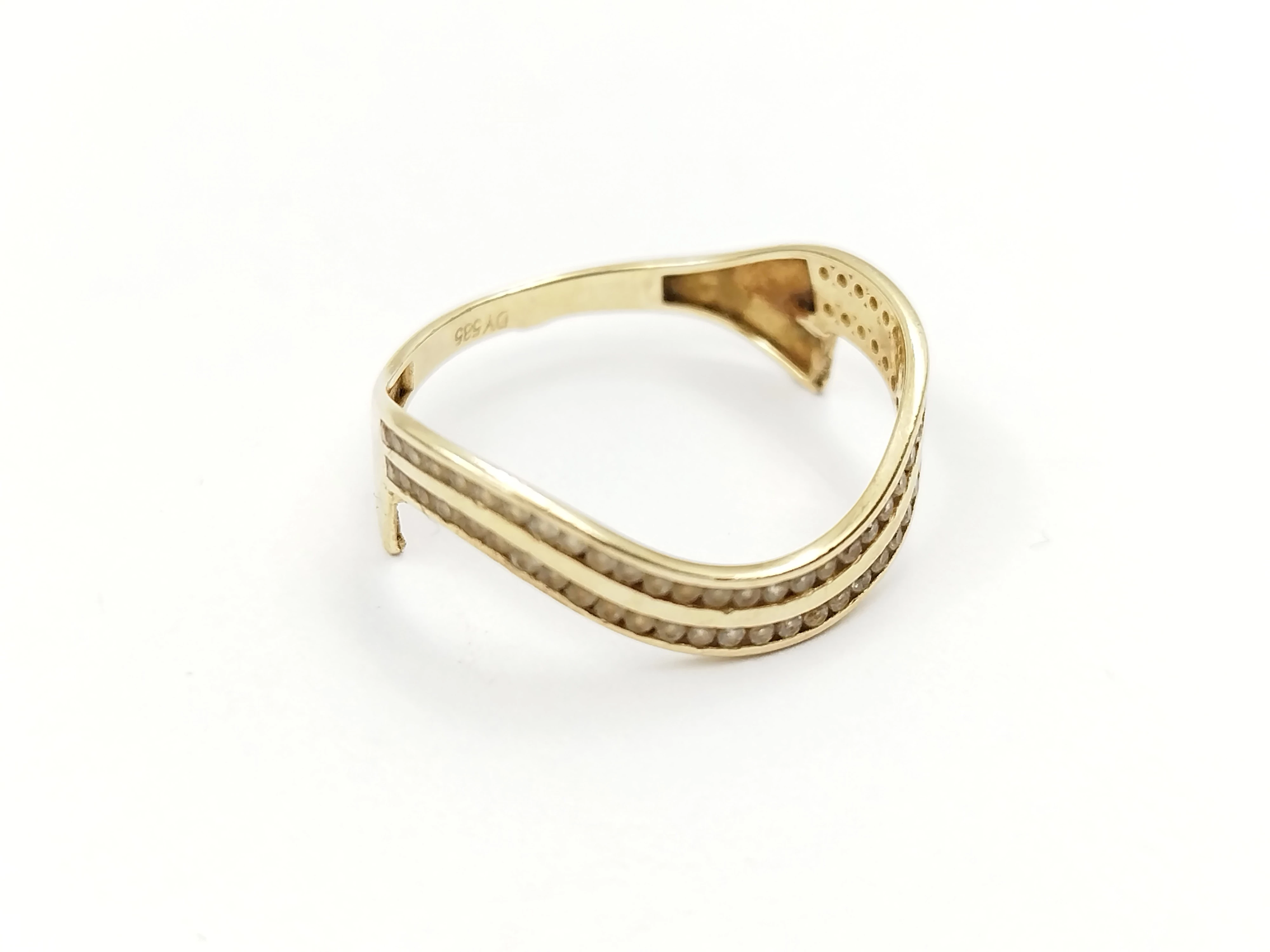 zloty-pierscionek-p585-191g-r19-stan-11323-2