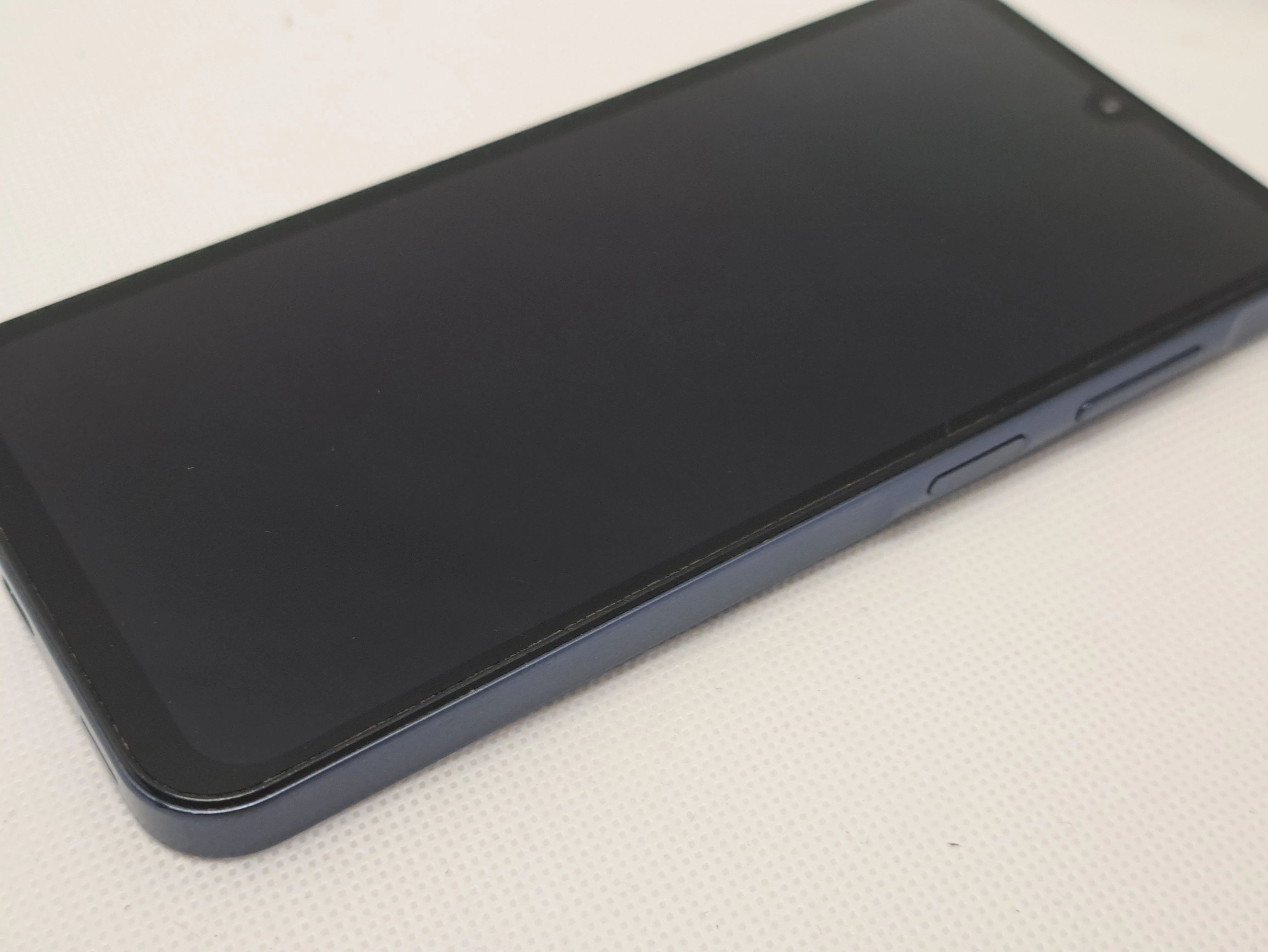 telefon-samsung-galaxy-a15-stan-11323-2