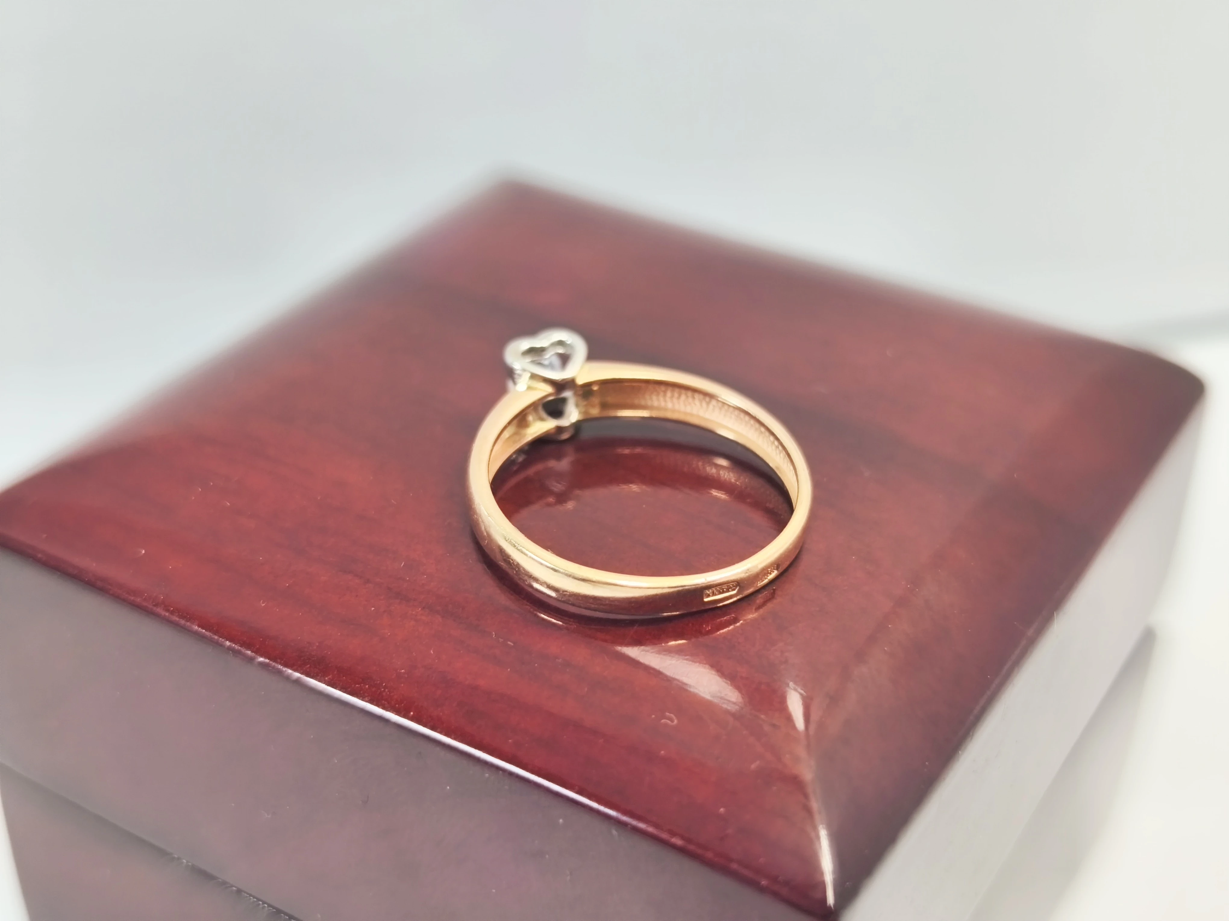 zloty-pierscionek-z-cyrkonia-r13-585-174g-rozmiarsrednica-wew-mm-372-13