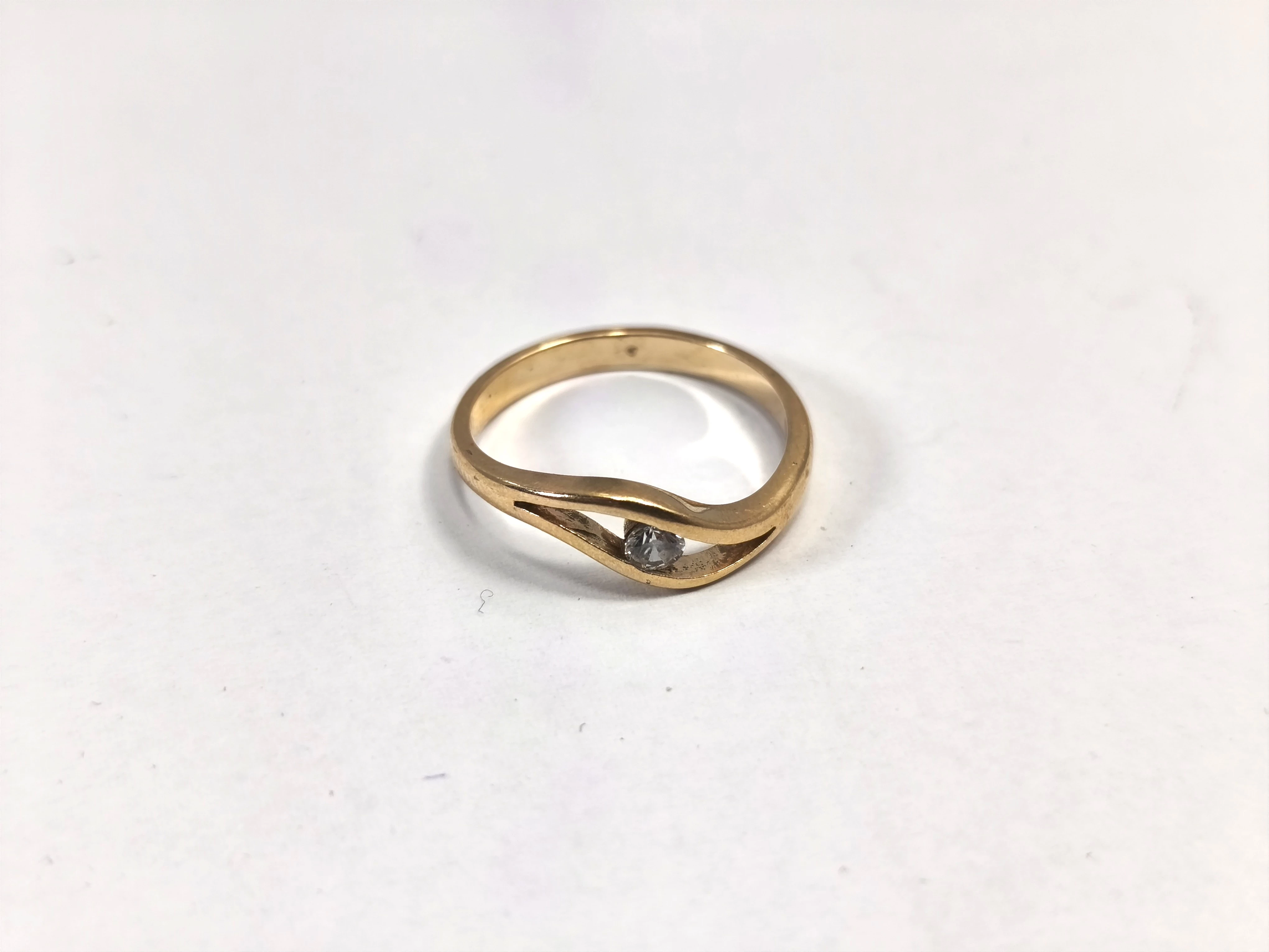 zloty-pierscionek-z-cyrkonia-r17-585-304g-waga-304