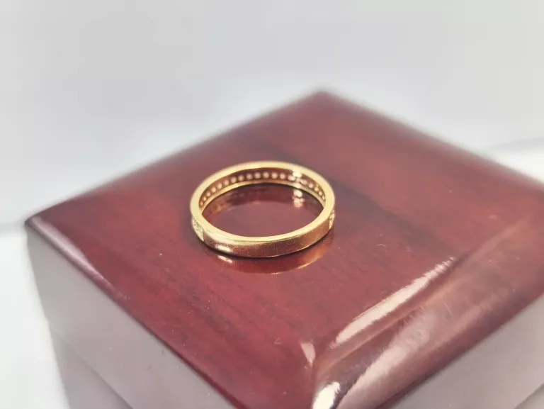 zloty-pierscionek-z-cyrkoniami-r9-585-137g-rozmiarsrednica-wew-mm-372-9