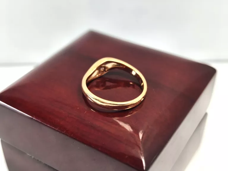 zloty-pierscionek-z-cyrkonia-r17-585-304g-rozmiarsrednica-wew-mm-372-17