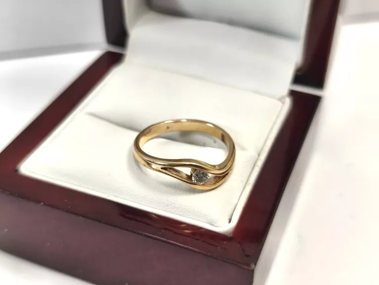 zloty-pierscionek-z-cyrkonia-r17-585-304g-material-15835-2