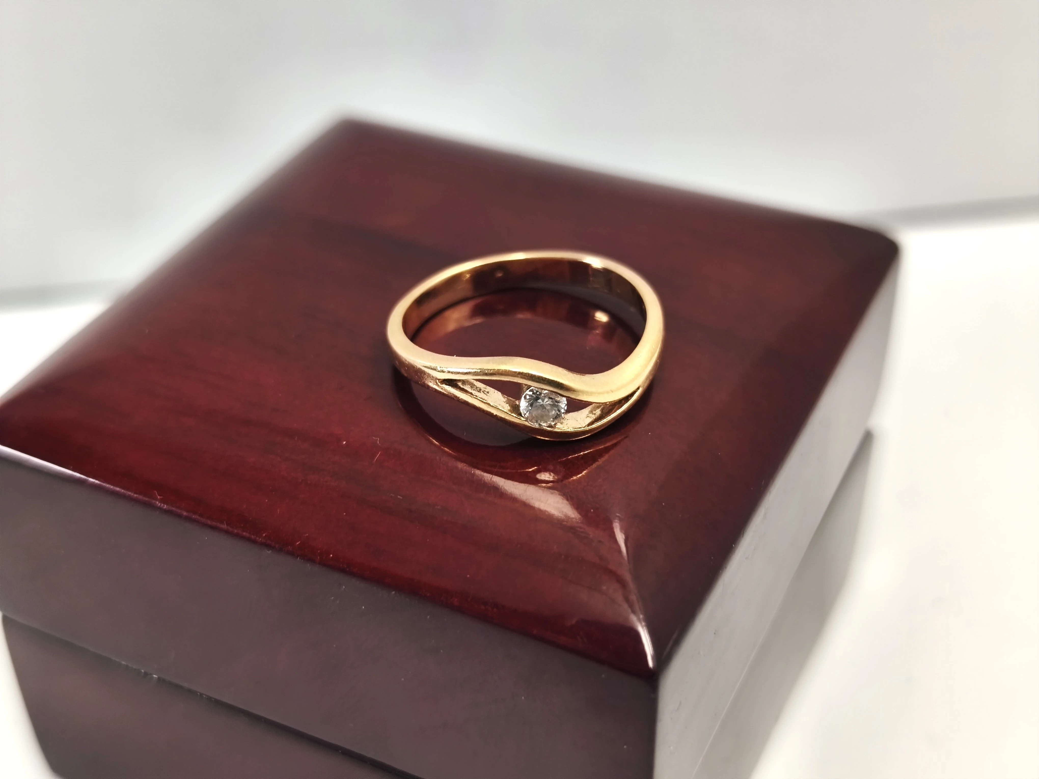 zloty-pierscionek-z-cyrkonia-r17-585-304g-kamien-17088-524288