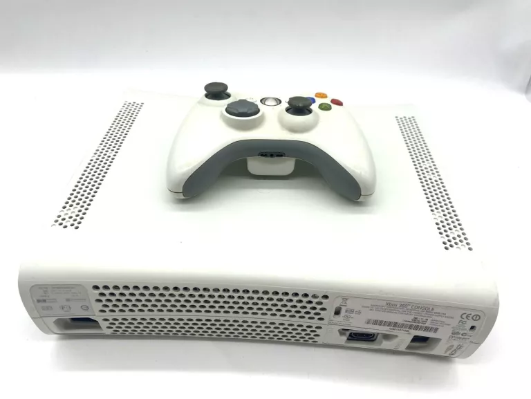 konsola-xbox-360-padkable-liczba-kontrolerow-w-zestawie-205994-257974