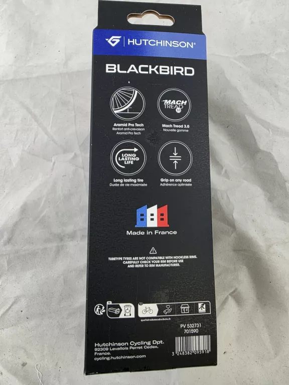 opona-szosowa-700x26-ts-hutchinson-blackbird-ean-gtin-3248382094126