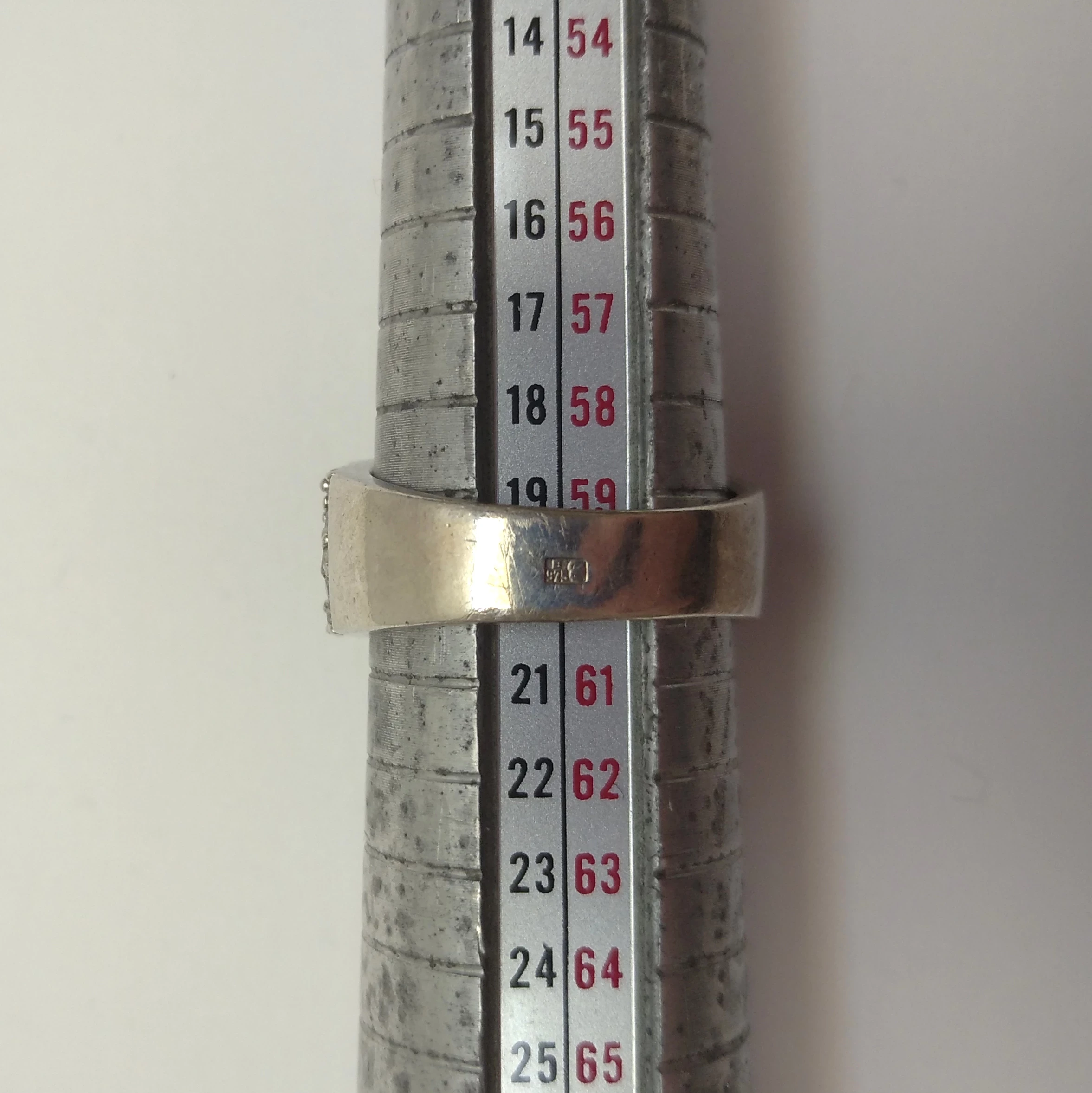 srebro-wyrob-jubilerski-uzywany-pierscionek-681g-rodzaj-2205-2