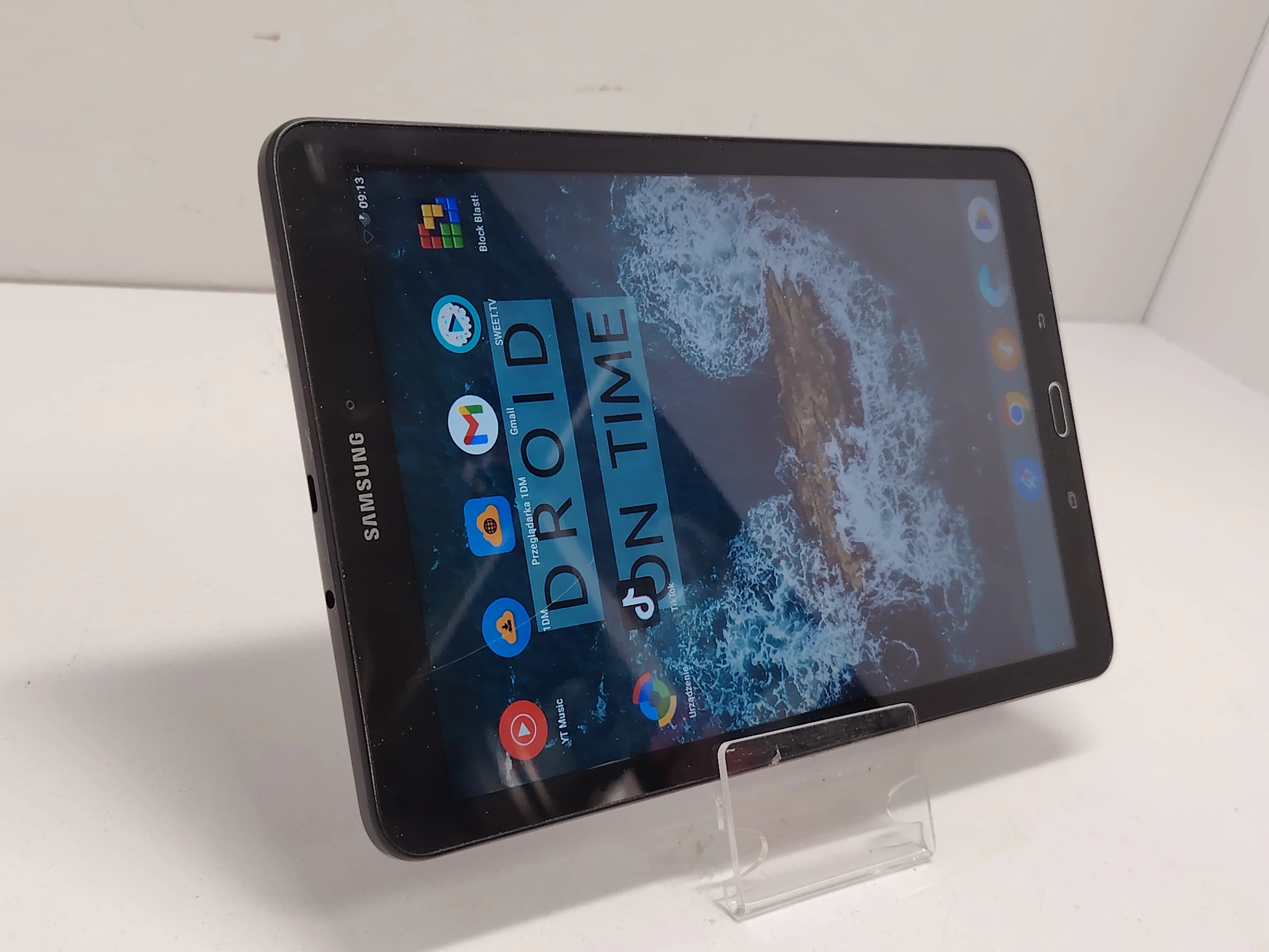 tablet-samsung-tab-e-sm-t560-system-operacyjny-16332-1