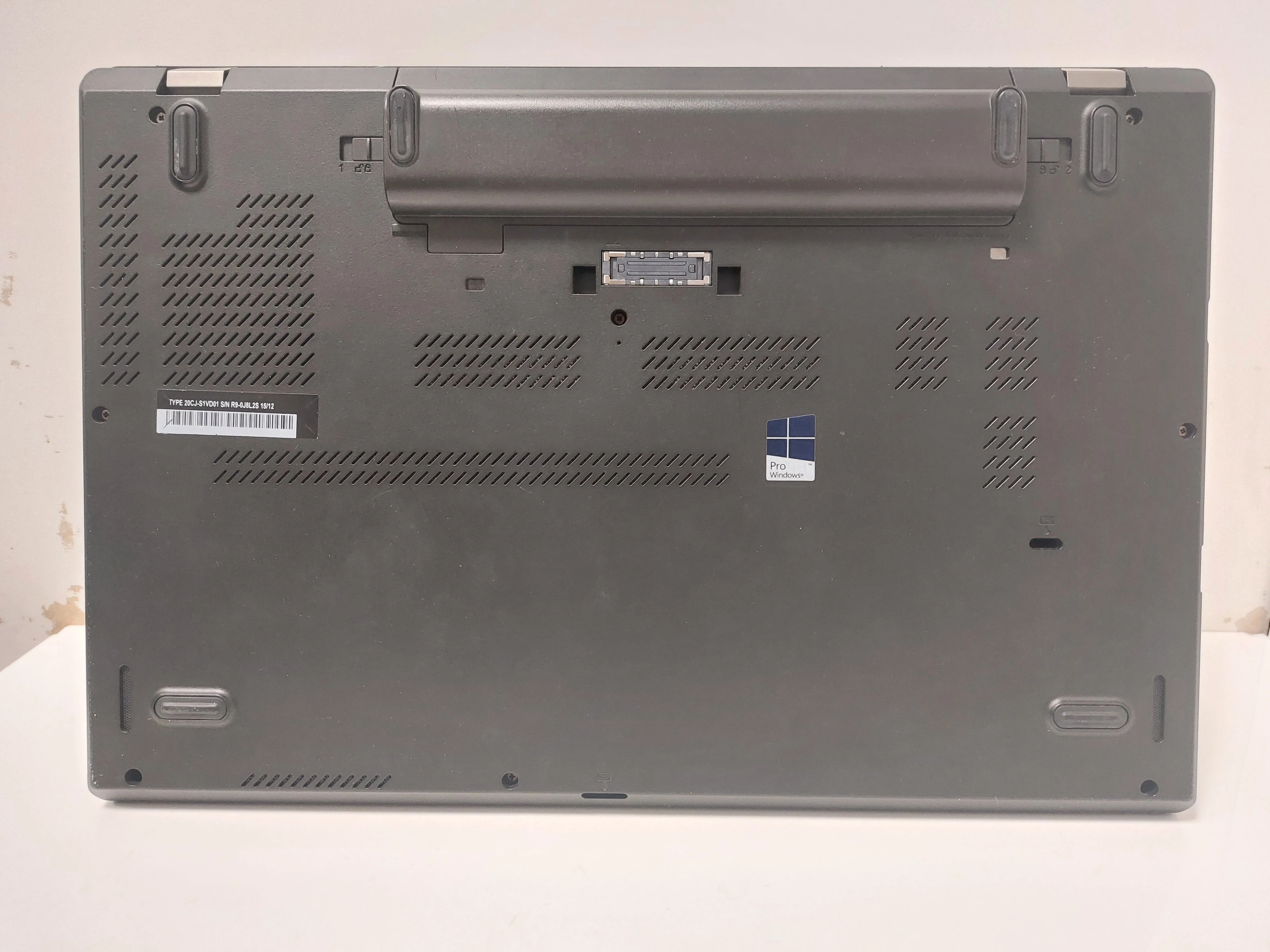 laptop-lenovo-thinkpad-t550-intel-core-i5-5300u8hdd-512gb-polecam-model-t550