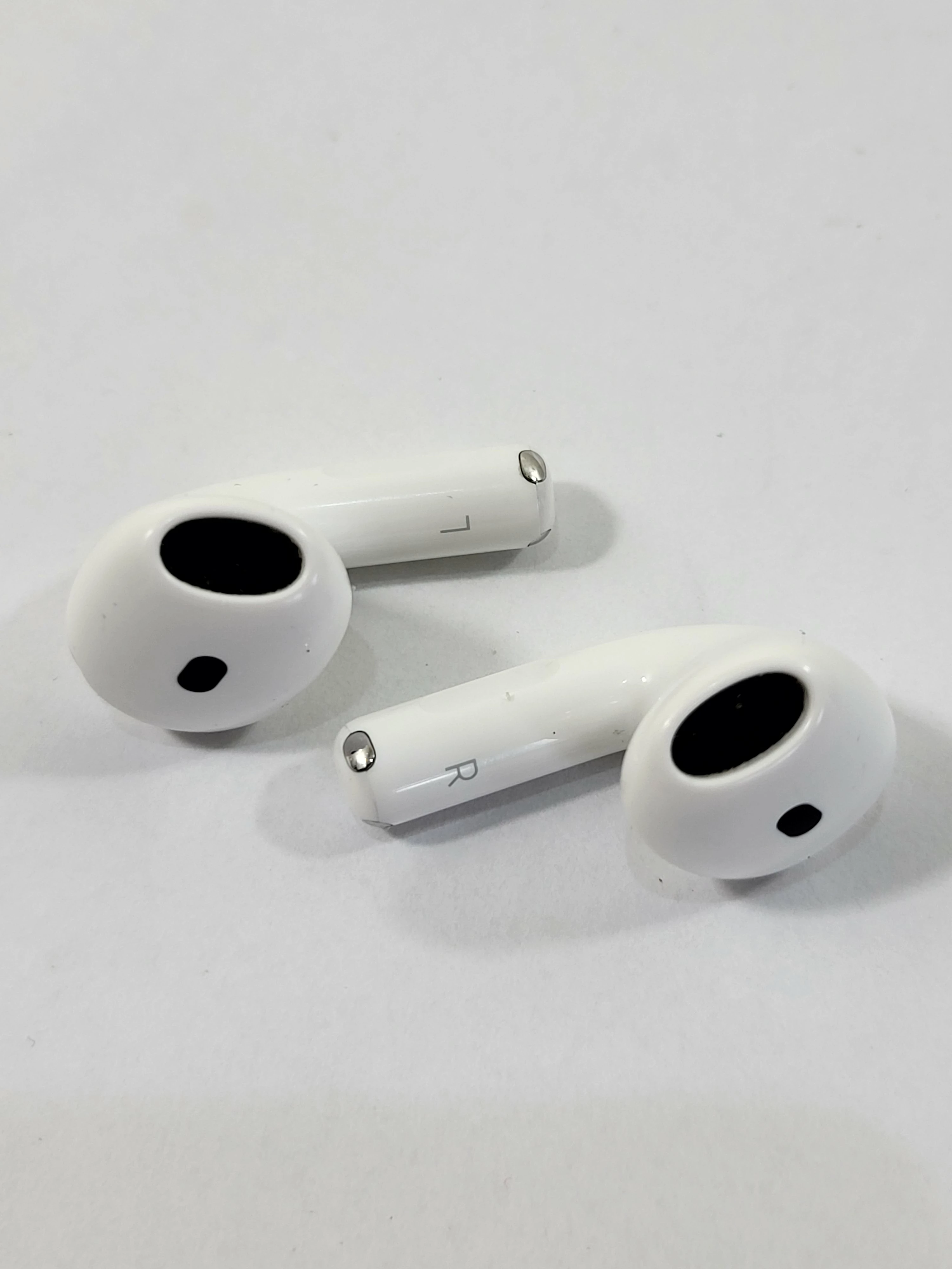 apple-airpods-4-anc-transmisja-sygnalu-203713-217785